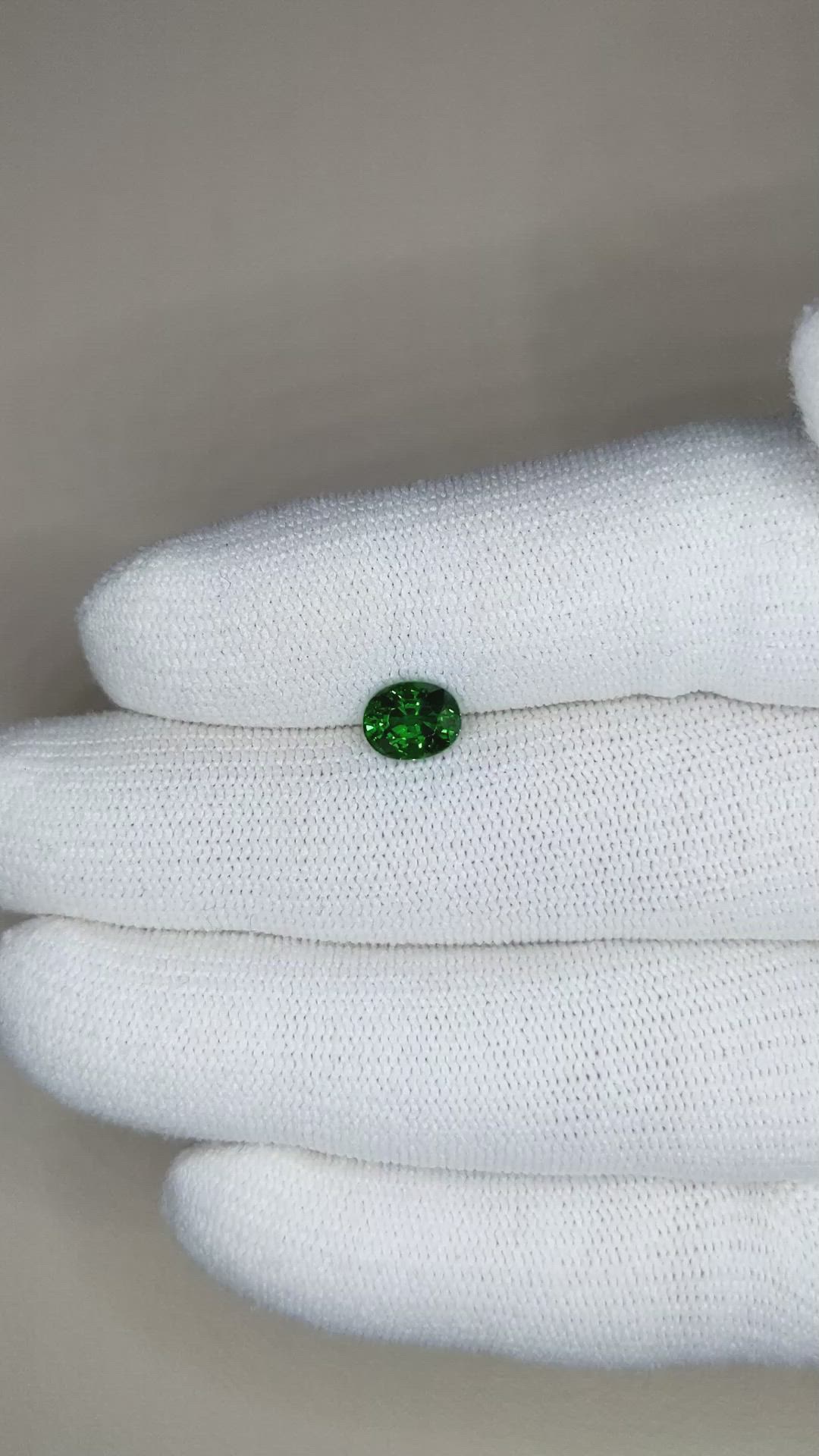 1.33 Ct. Tsavorite Garnet from Tanzania Size Video
