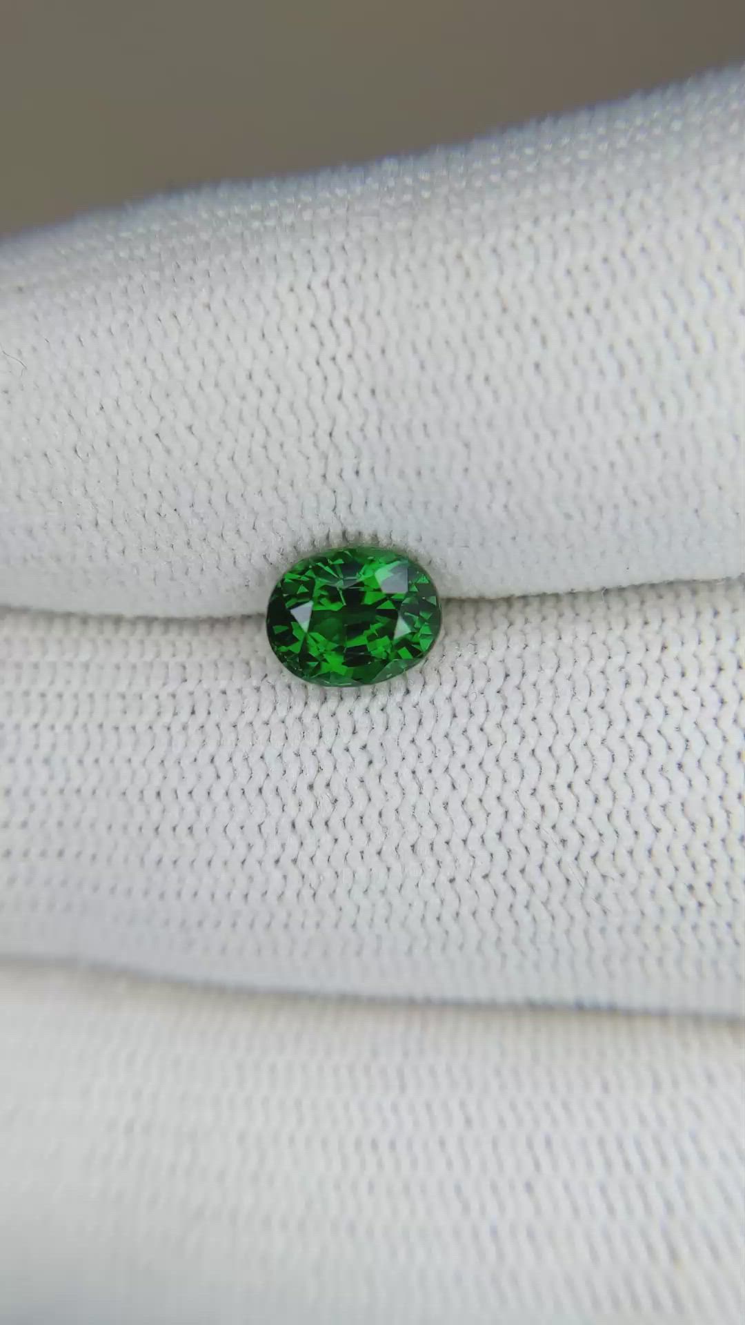 1.33 Ct. Tsavorite Garnet from Tanzania Size Video