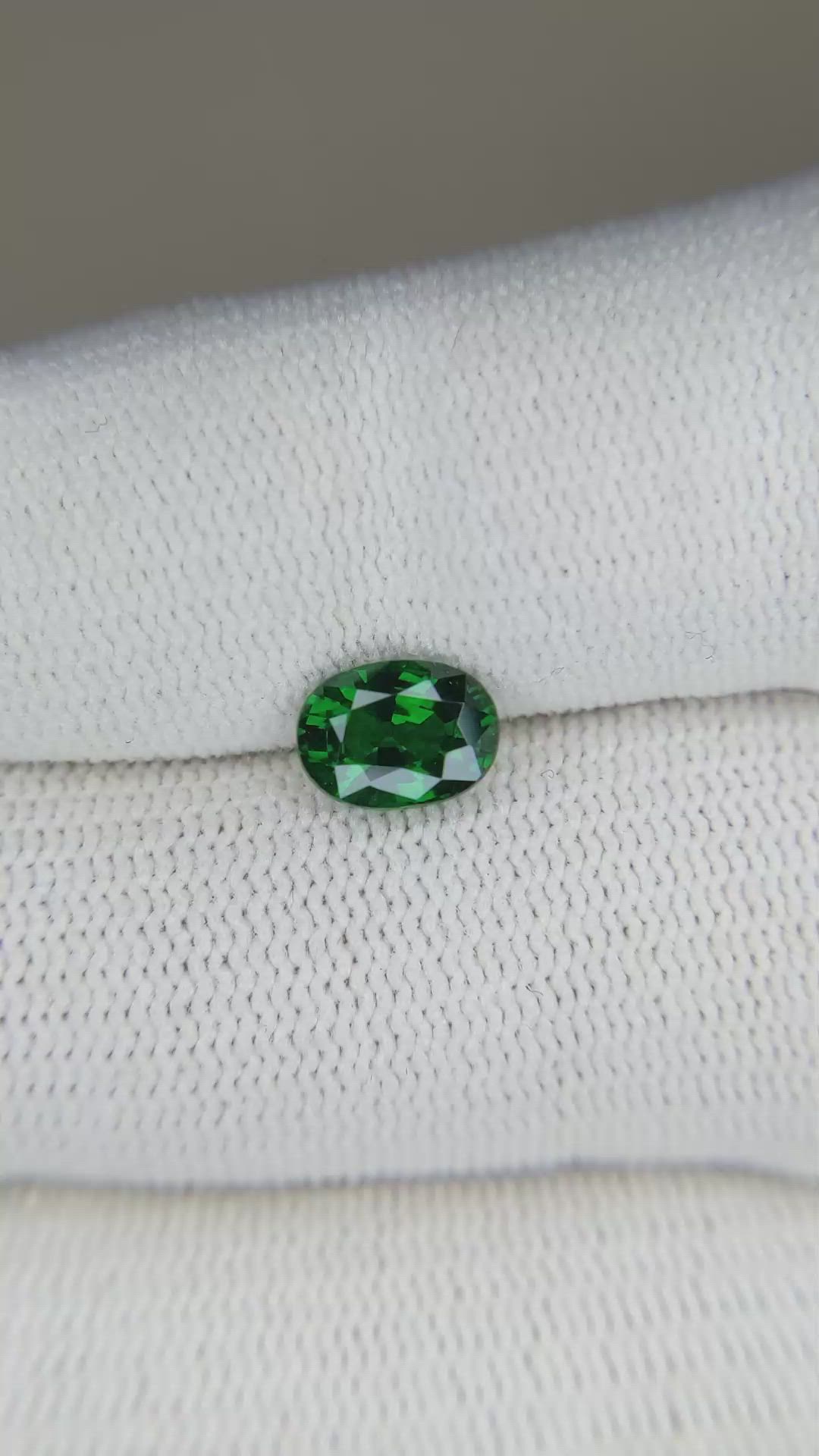 1.28 Ct. Tsavorite Garnet from Tanzania Size Video