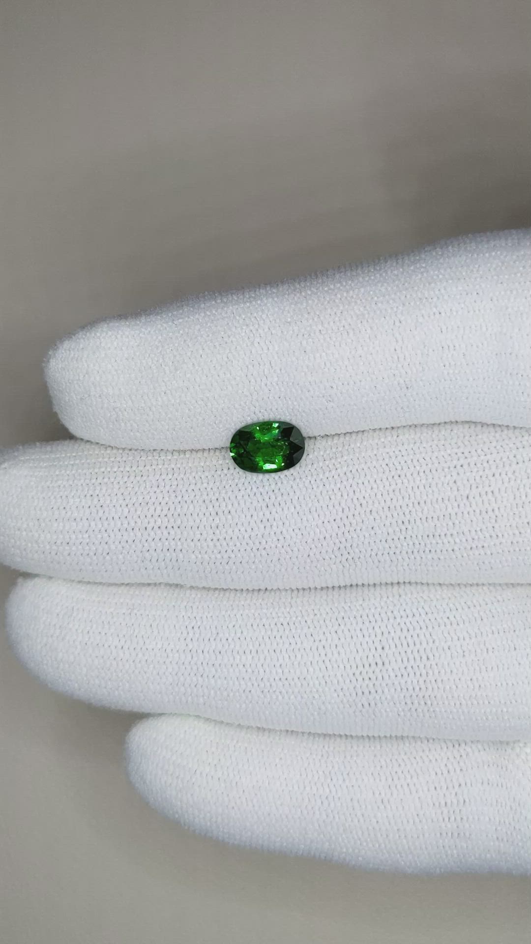 1.20 Ct. Tsavorite Garnet from Tanzania Size Video