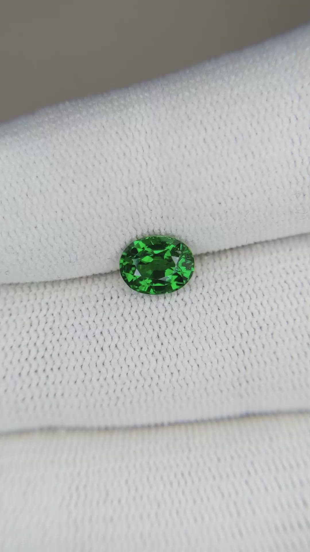1.24 Ct. Tsavorite Garnet from Tanzania Size Video