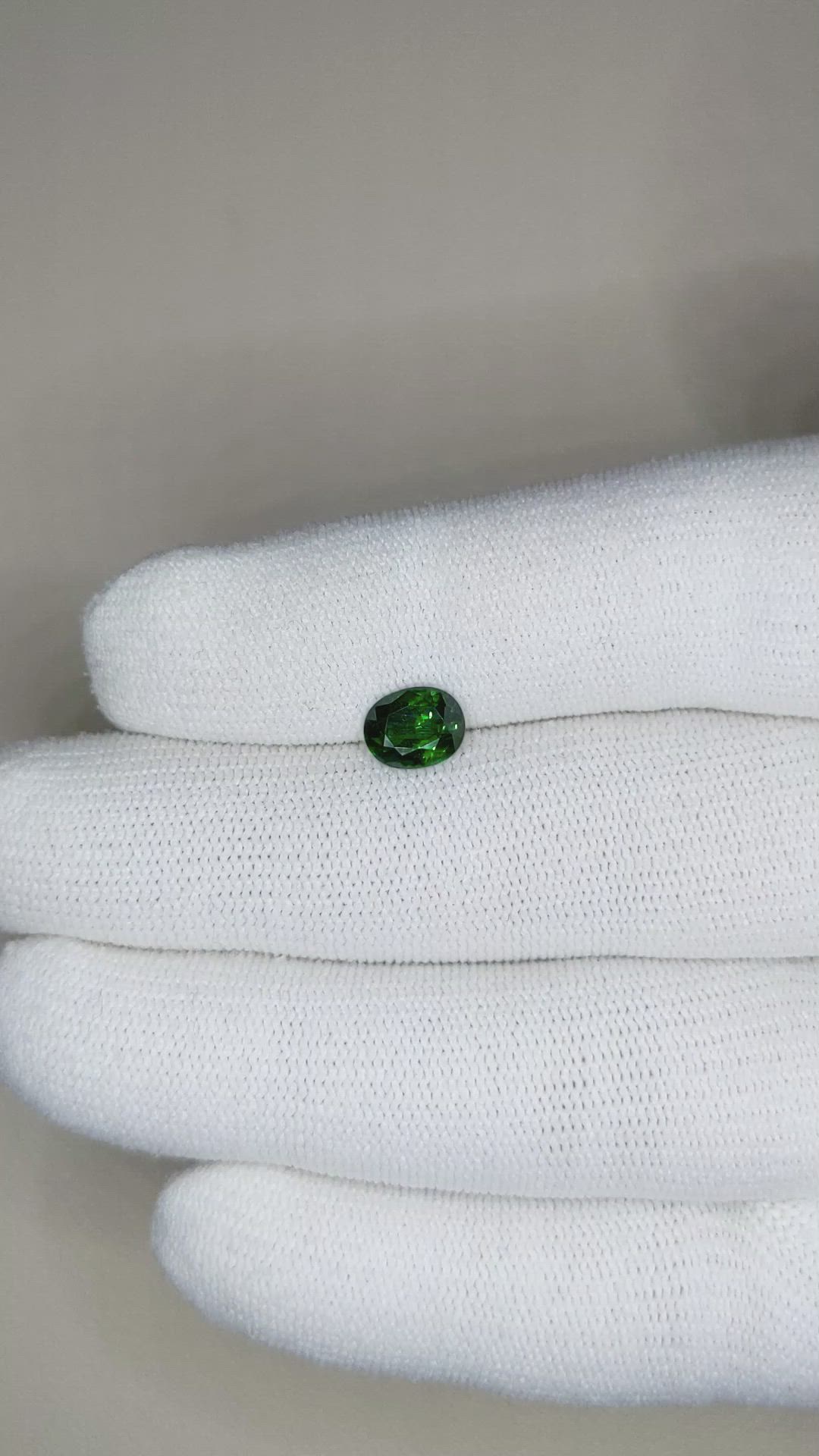 1.18 Ct. Tsavorite Garnet from Tanzania Size Video