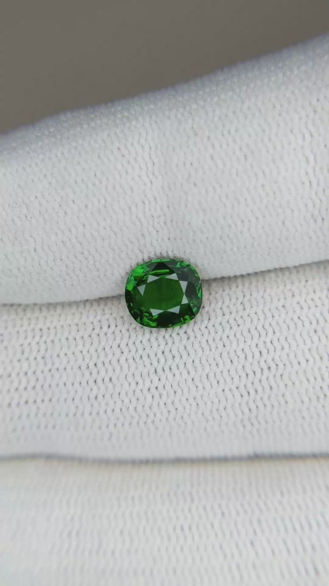 1.30 Ct. Tsavorite Garnet from Tanzania Size Video
