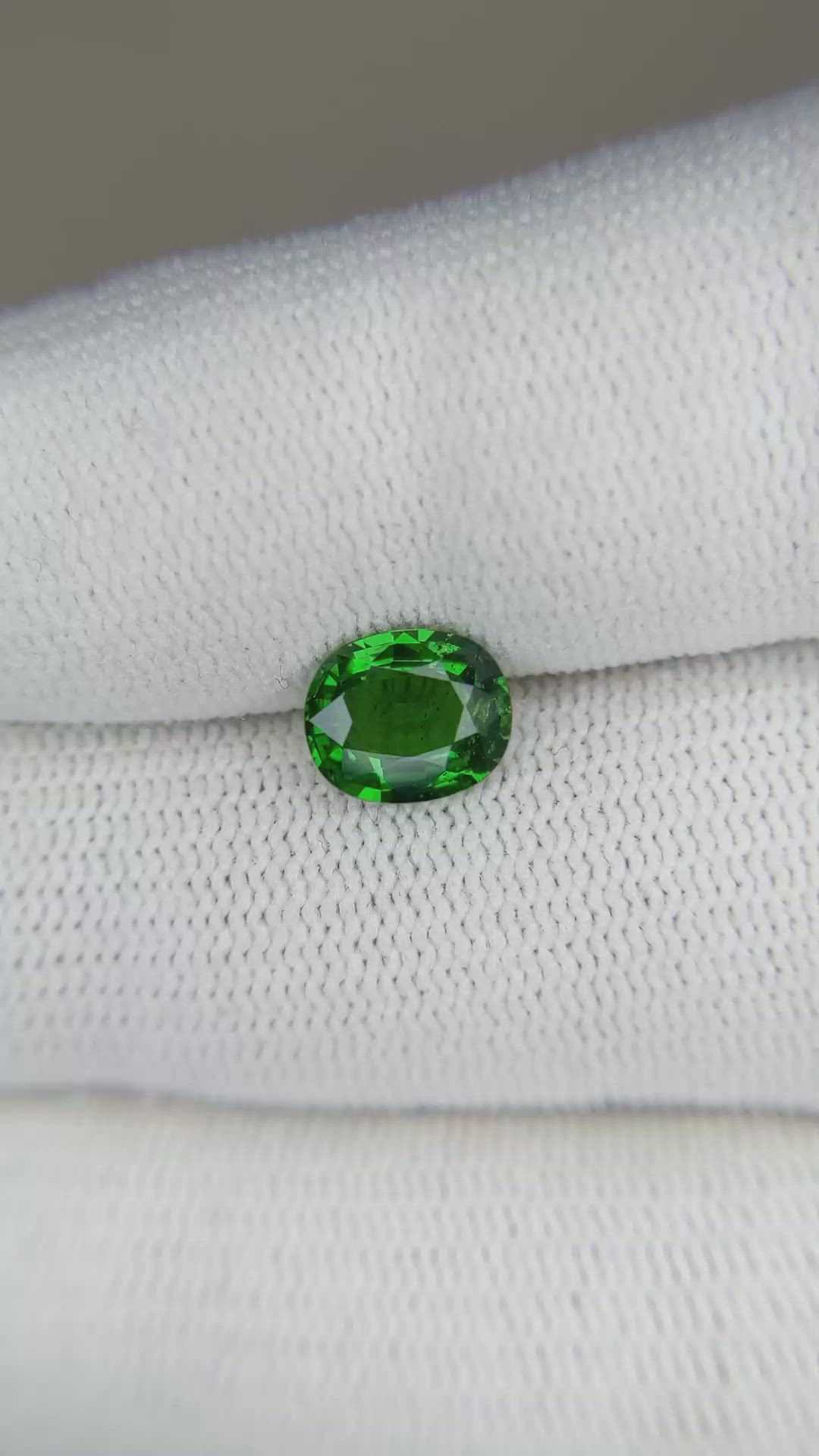1.28 Ct. Tsavorite Garnet from Tanzania Size Video