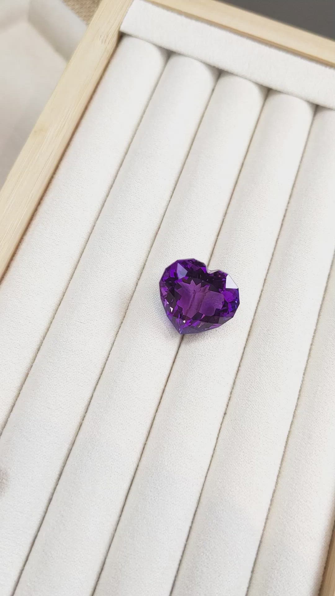 24.31 Ct. Amethyst from Bolivia Size Video