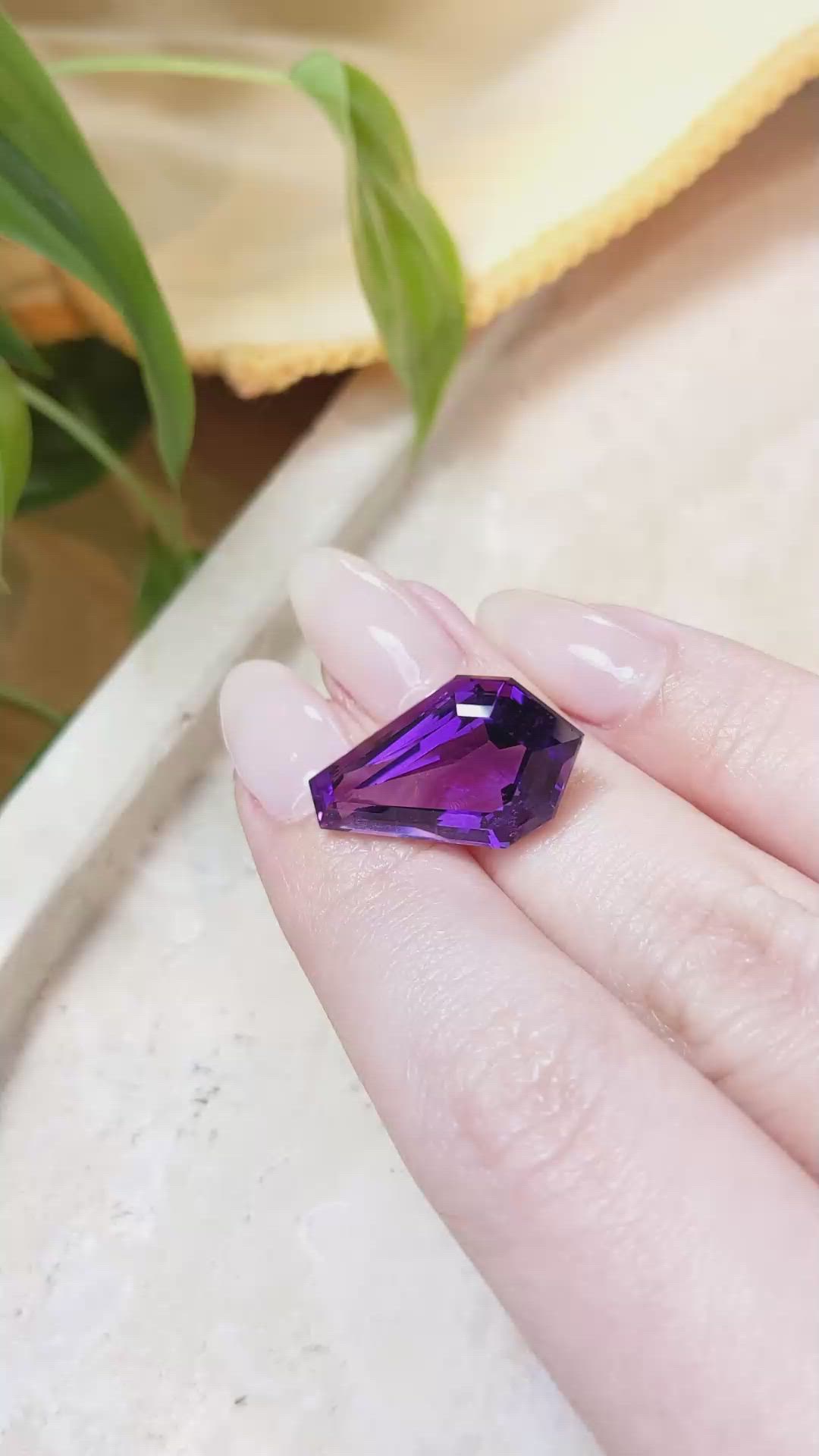 12.79 Ct. Amethyst from Bolivia Size Video
