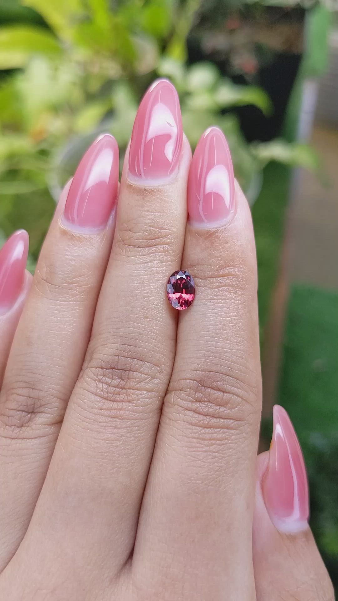 0.90 Ct. Garnet from Ceylon (Sri Lanka) Size Video