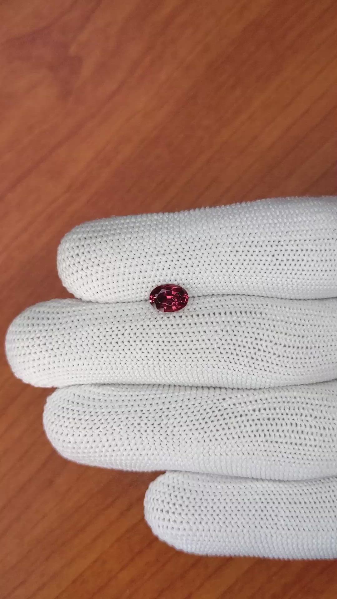 0.90 Ct. Garnet from Ceylon (Sri Lanka) Size Video