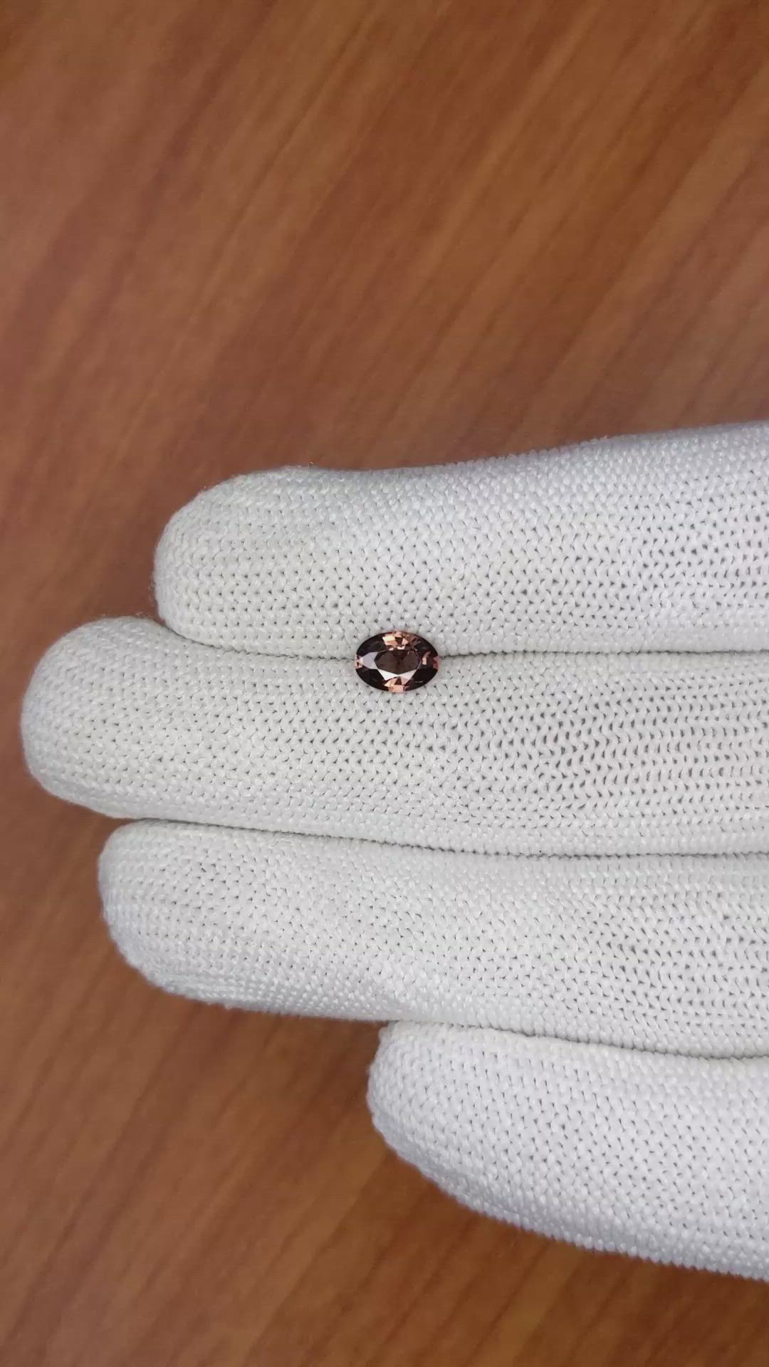 0.89 Ct. Spinel from Ceylon (Sri Lanka) Size Video