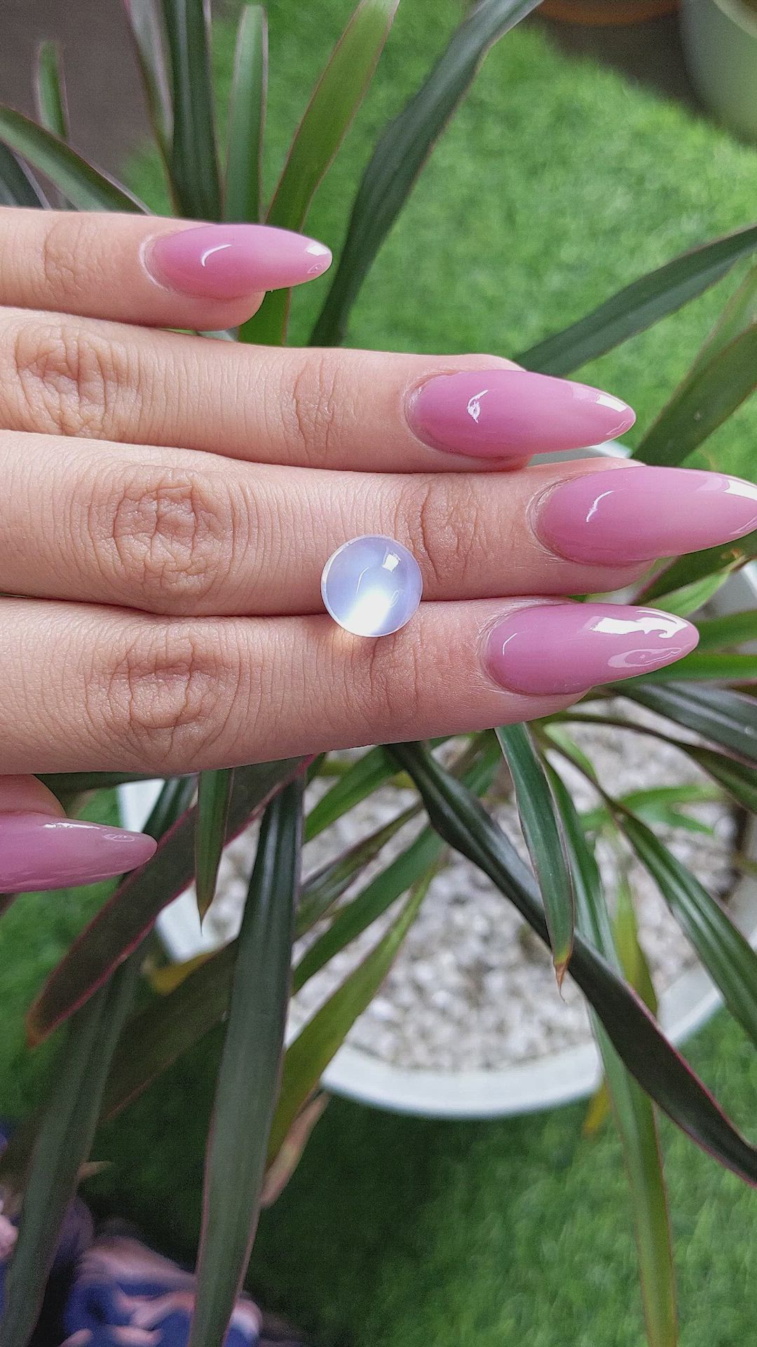 5.66 Ct. Cabochon Moonstone from Ceylon (Sri Lanka) Size Video