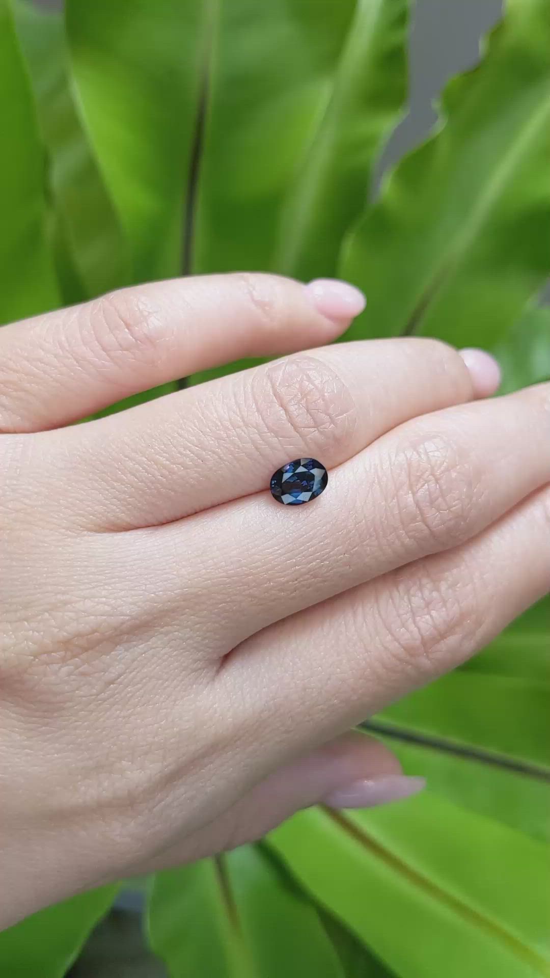 1.07 Ct. Spinel from Ceylon (Sri Lanka) Size Video
