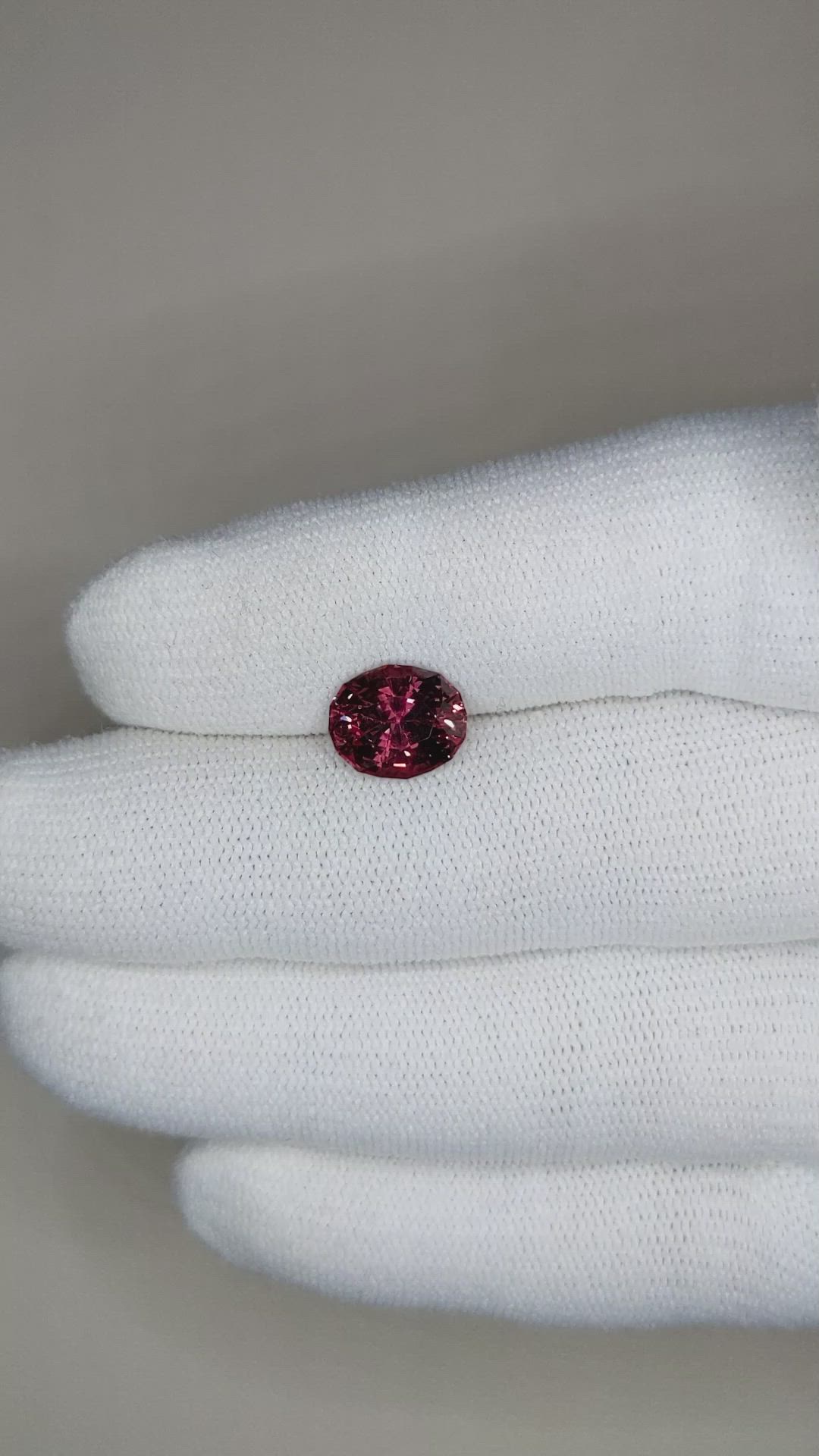 3.25 Ct. Garnet from Ceylon (Sri Lanka) Size Video
