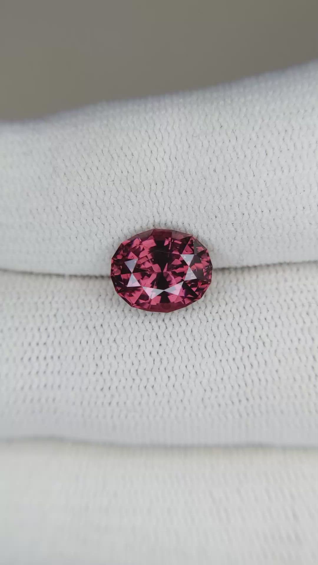 3.25 Ct. Garnet from Ceylon (Sri Lanka) Size Video