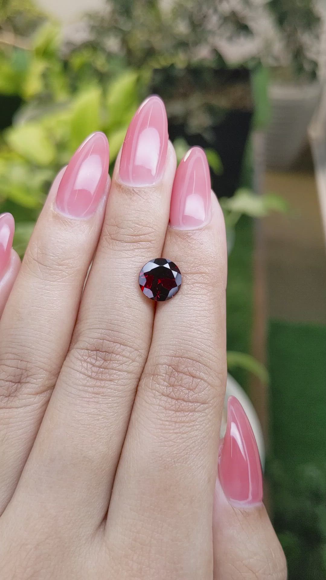 2.74 Ct. Garnet from Ceylon (Sri Lanka) Size Video