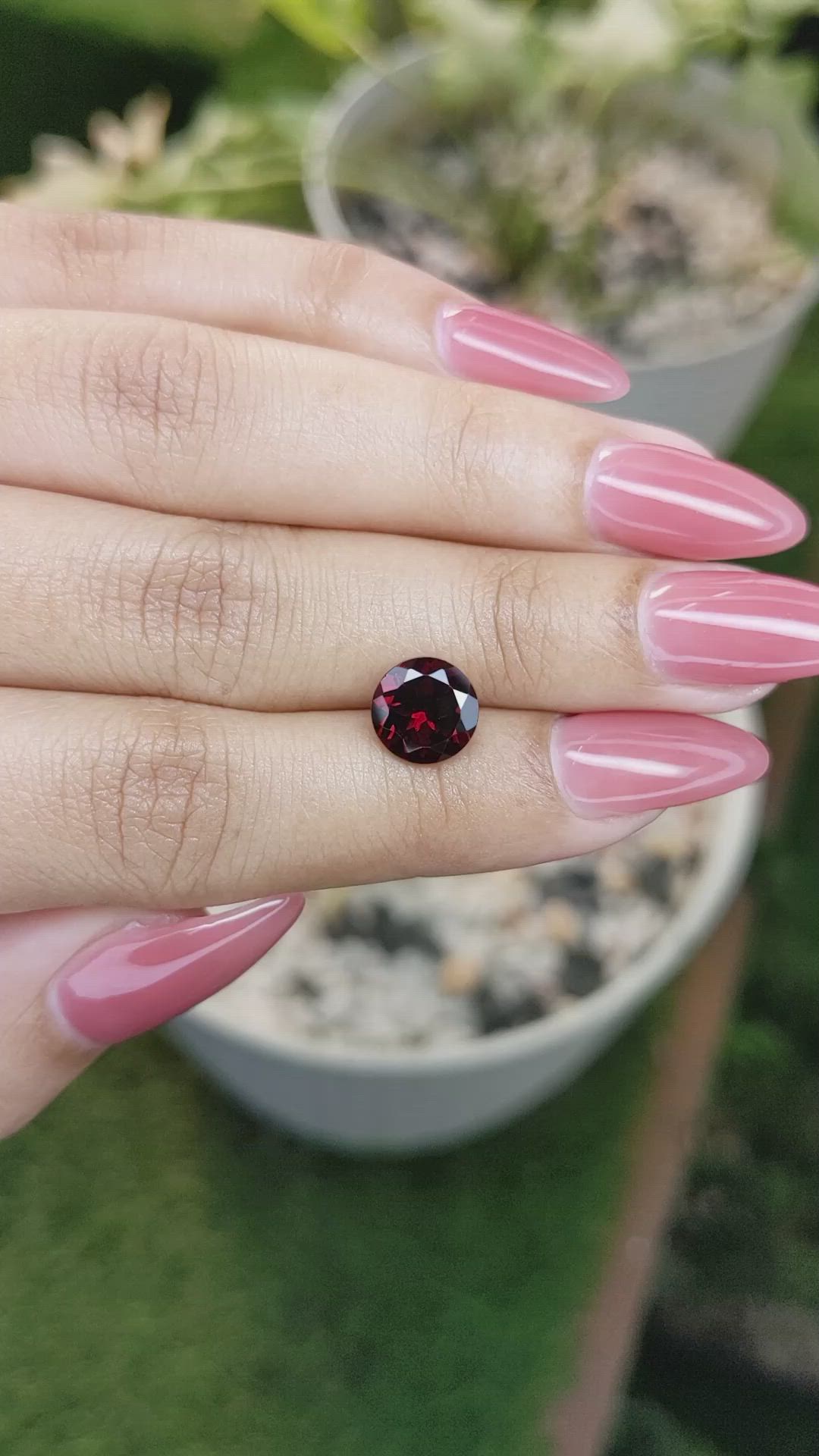 2.74 Ct. Garnet from Ceylon (Sri Lanka) Size Video