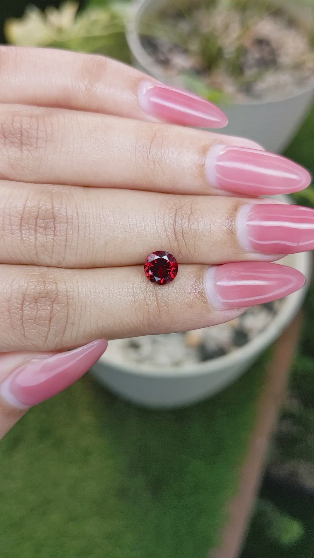 1.29 Ct. Garnet from Ceylon (Sri Lanka) Size Video