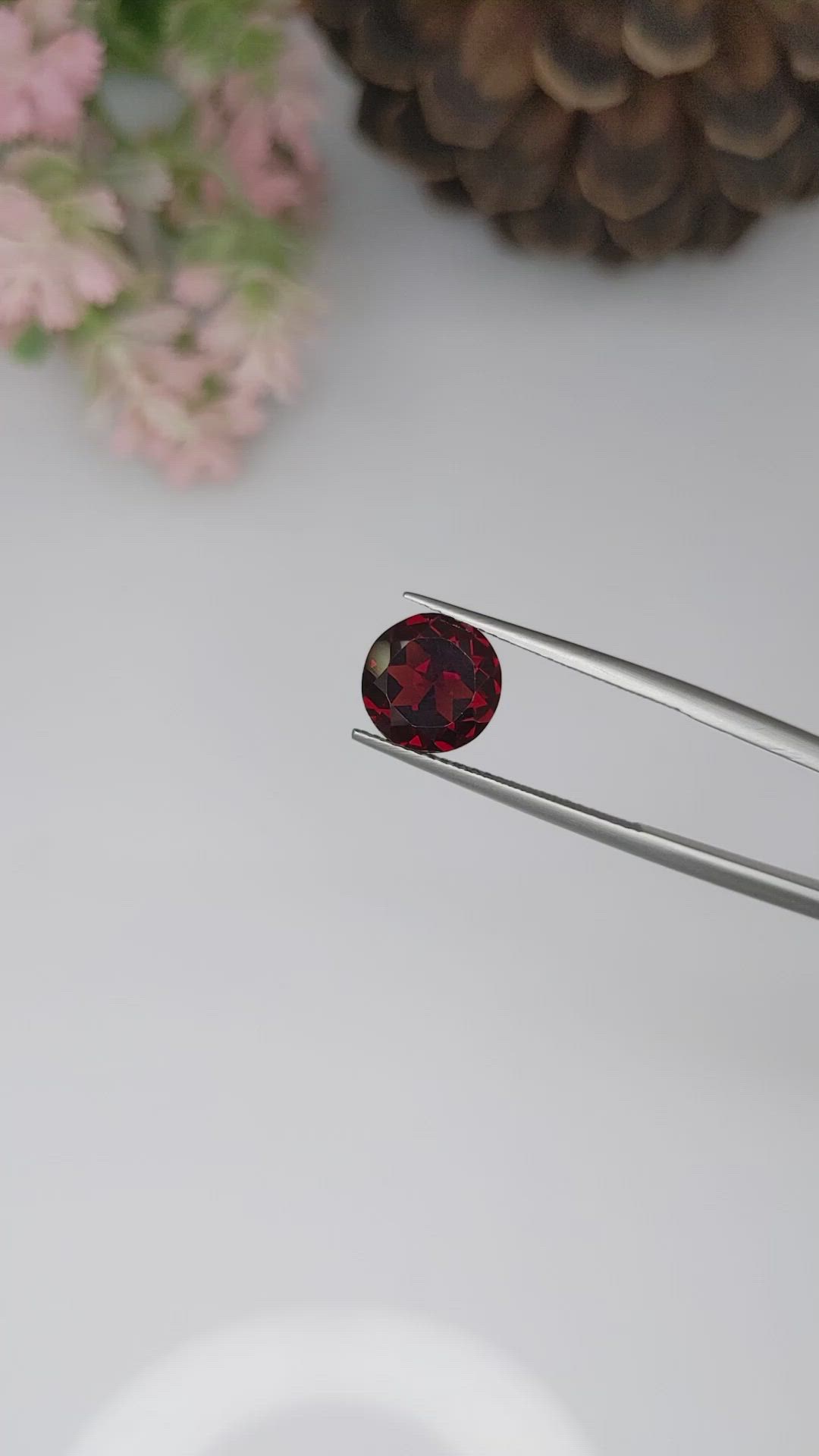 2.75 Ct. Garnet from Ceylon (Sri Lanka) Size Video