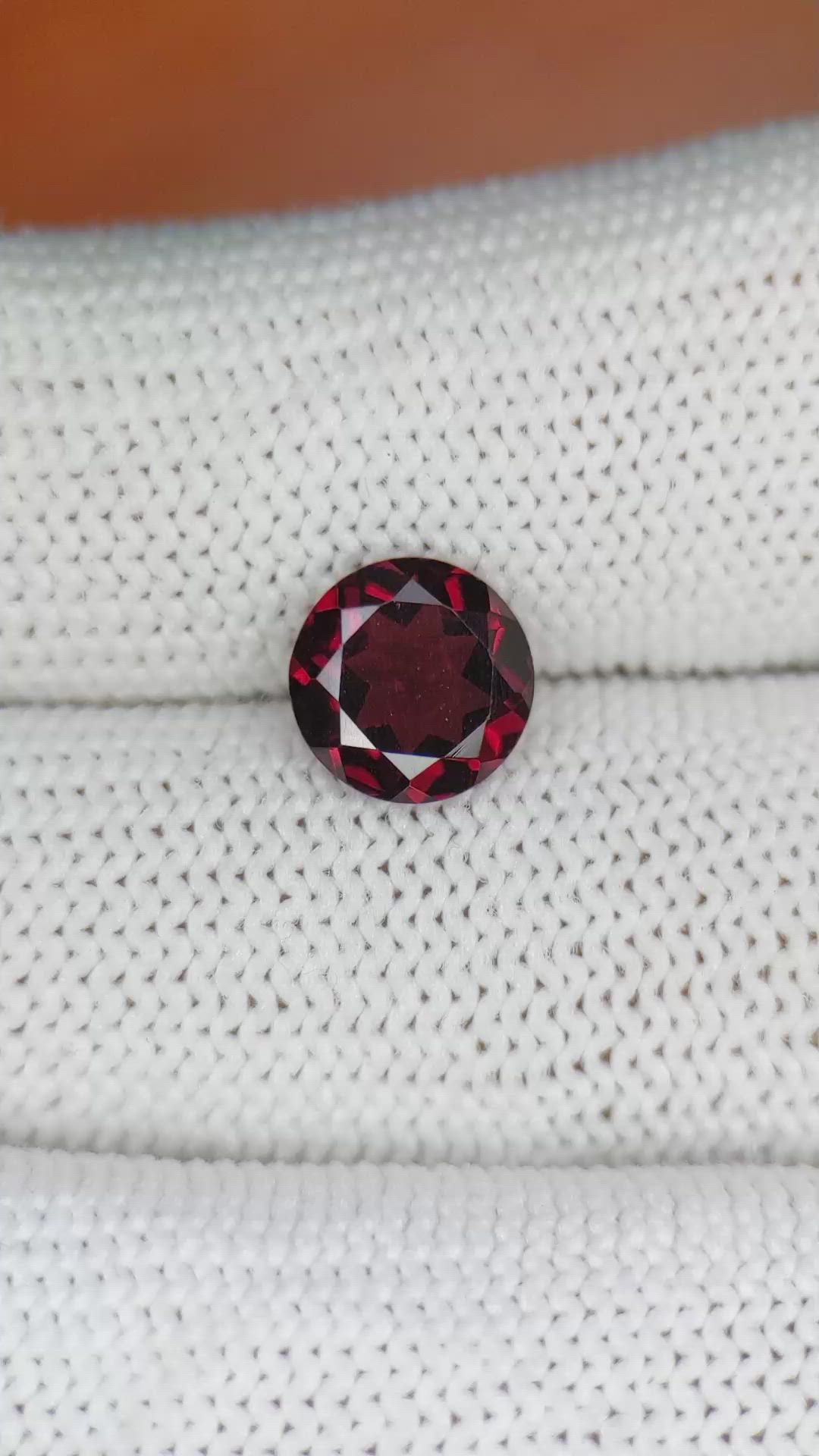 2.27 Ct. Garnet from Ceylon (Sri Lanka) Size Video