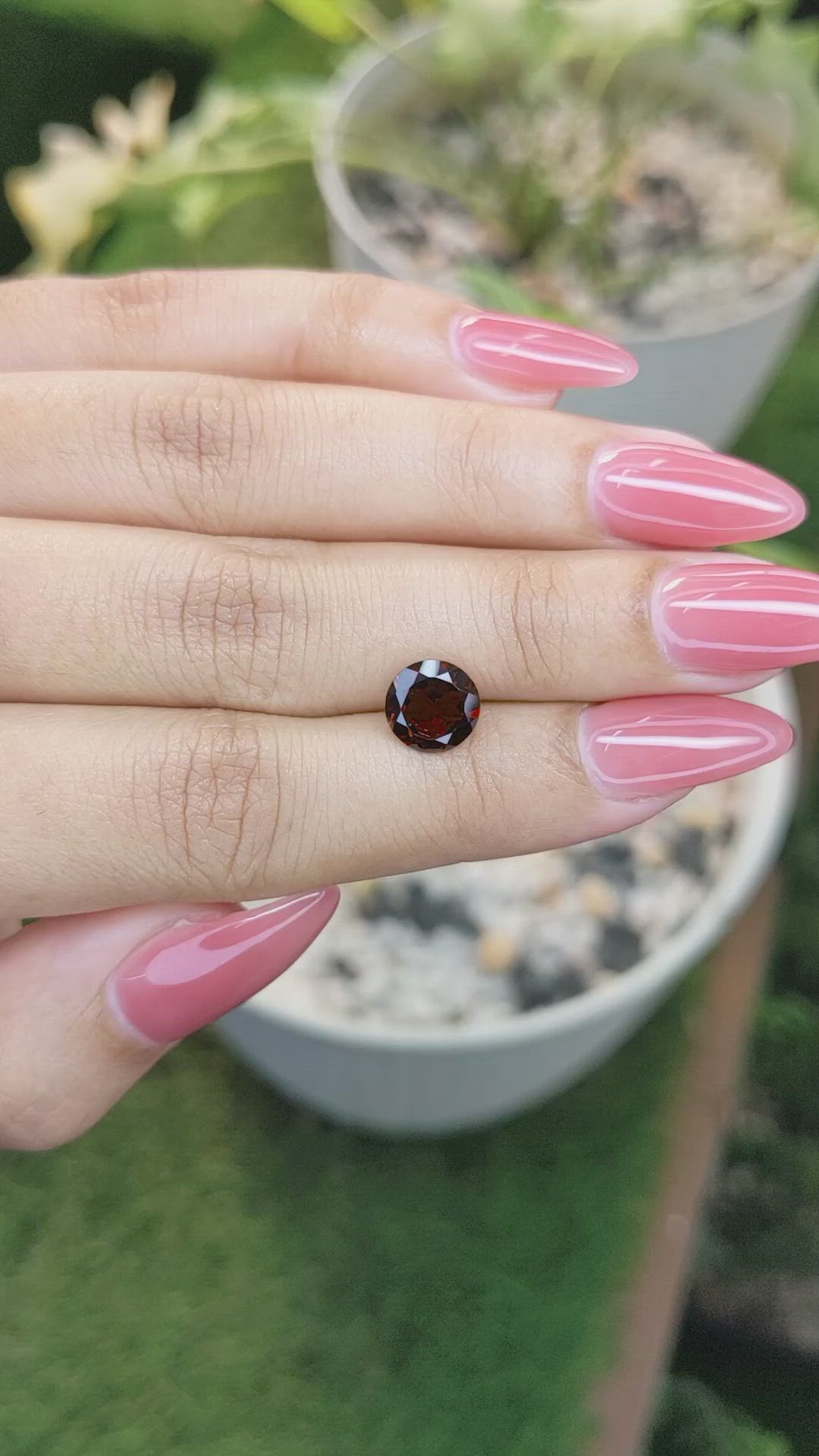 2.00 Ct. Garnet from Ceylon (Sri Lanka) Size Video