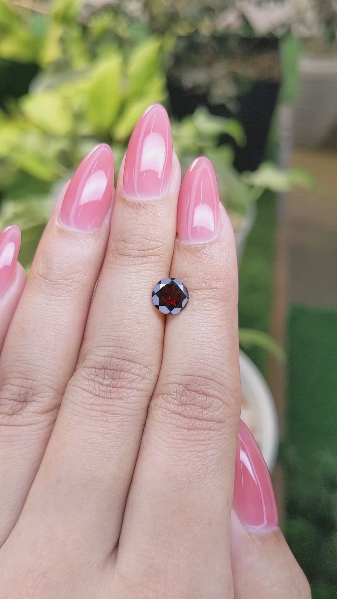 1.42 Ct. Garnet from Ceylon (Sri Lanka) Size Video