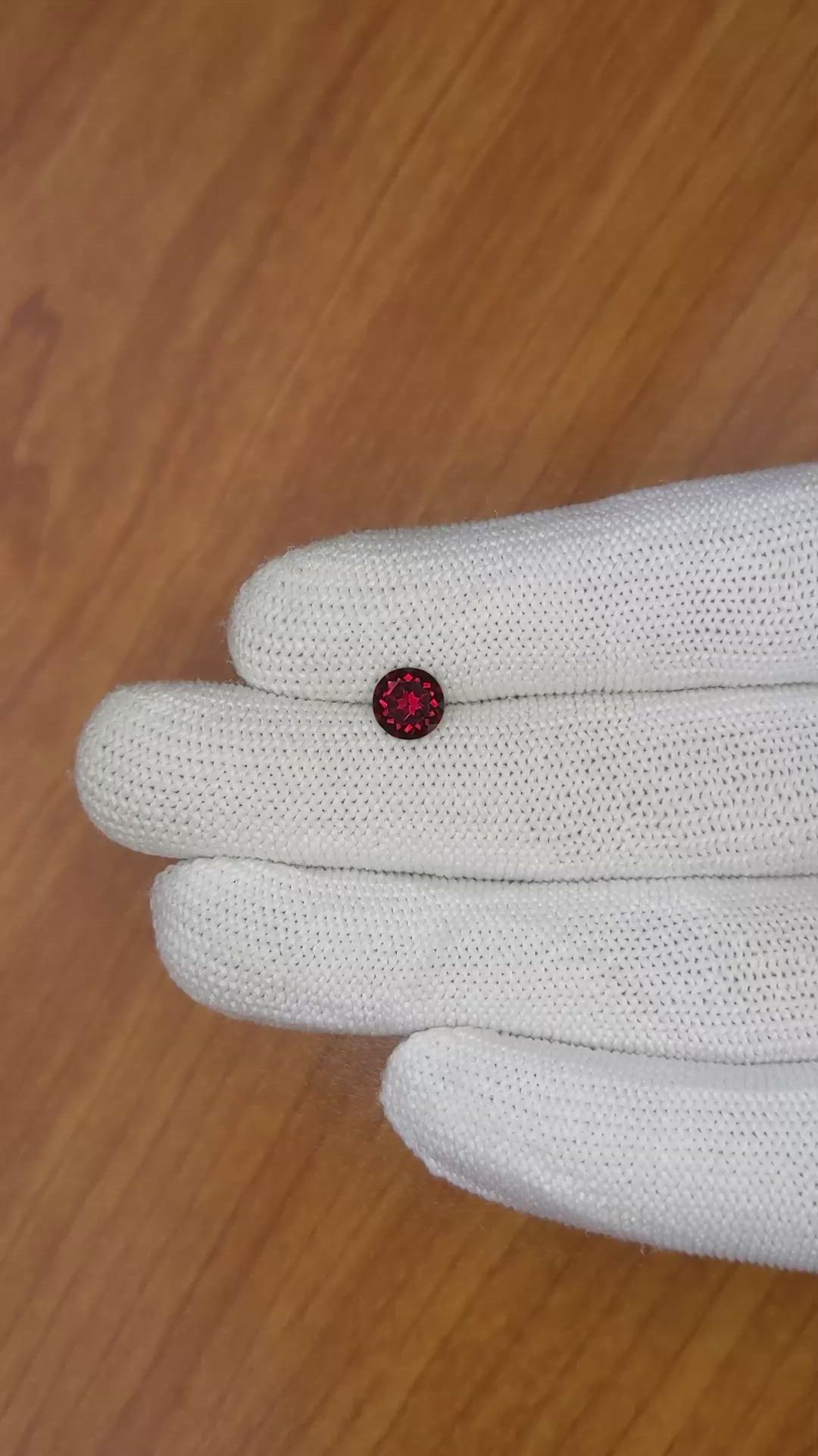 1.27 Ct. Almandine Garnet from Ceylon (Sri Lanka) Size Video