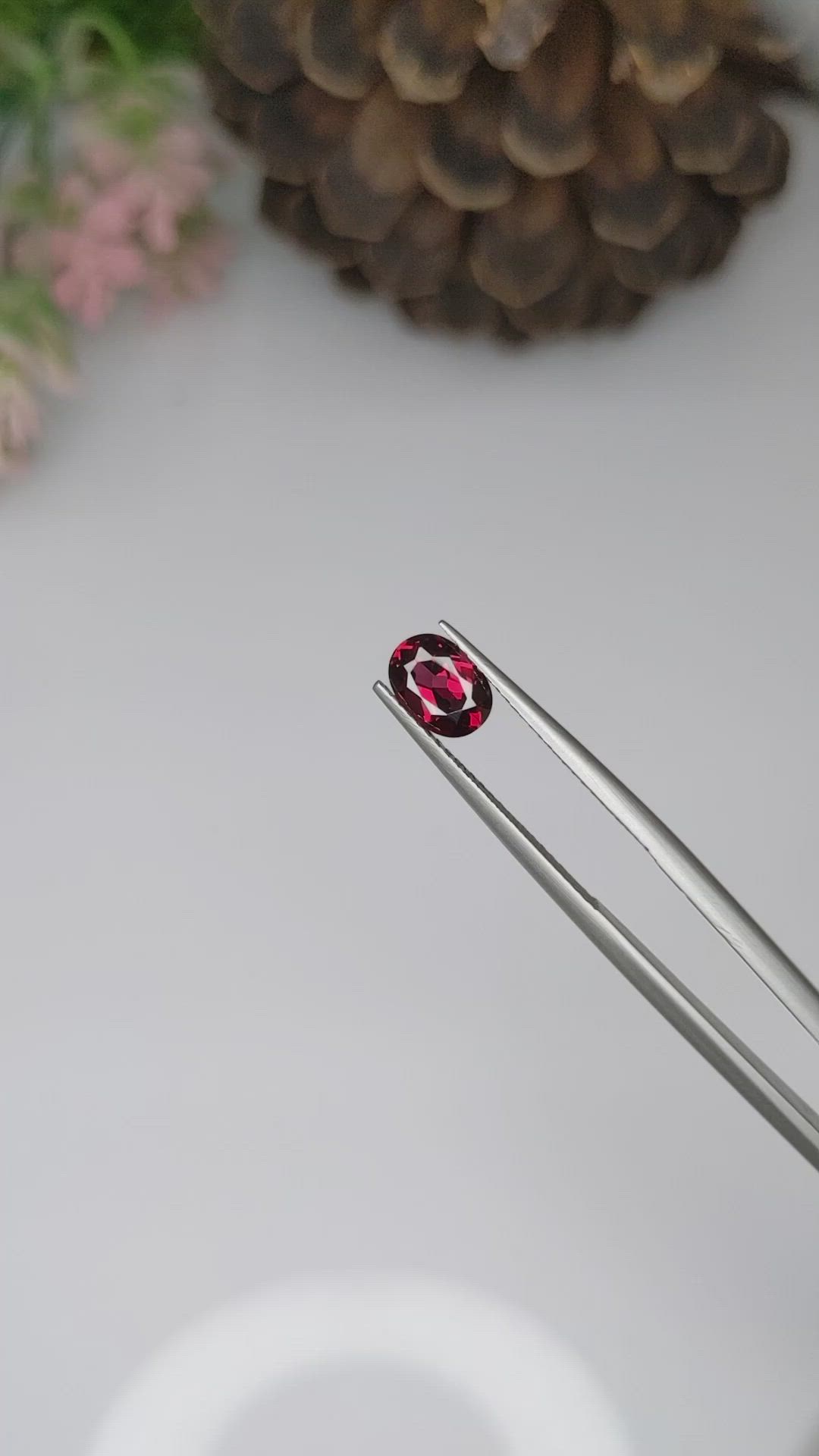 1.14 Ct. Rhodolite Garnet from Ceylon (Sri Lanka) Size Video