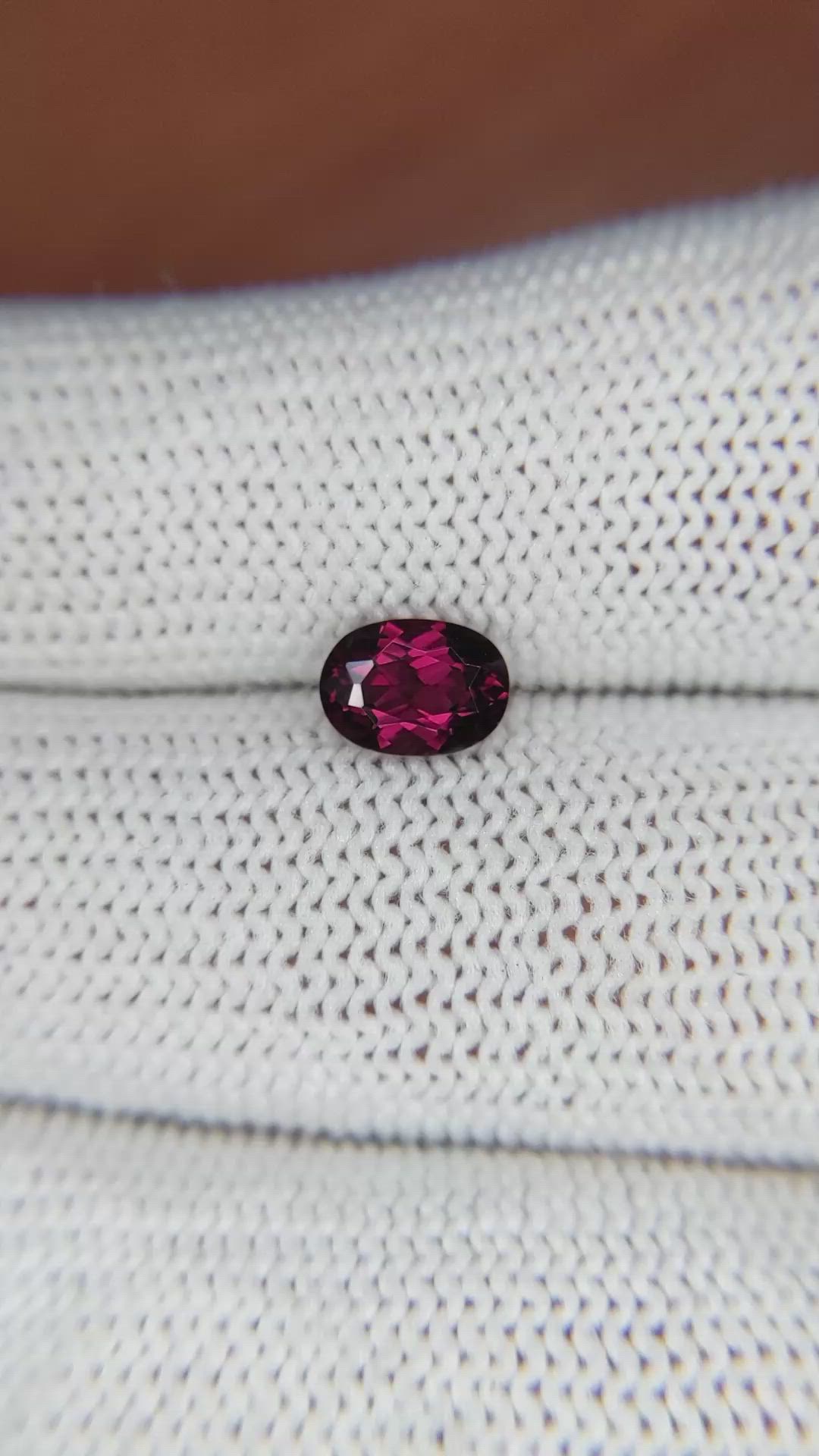1.14 Ct. Rhodolite Garnet from Ceylon (Sri Lanka) Size Video