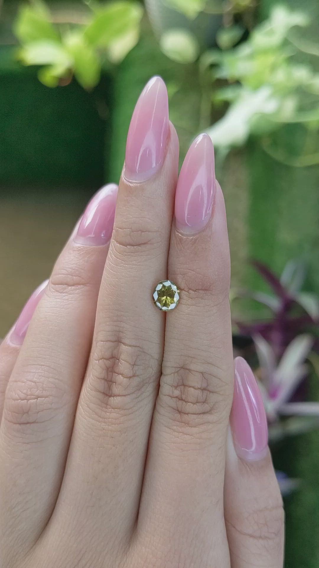 1.19 Ct. Zircon from Ceylon (Sri Lanka) Size Video