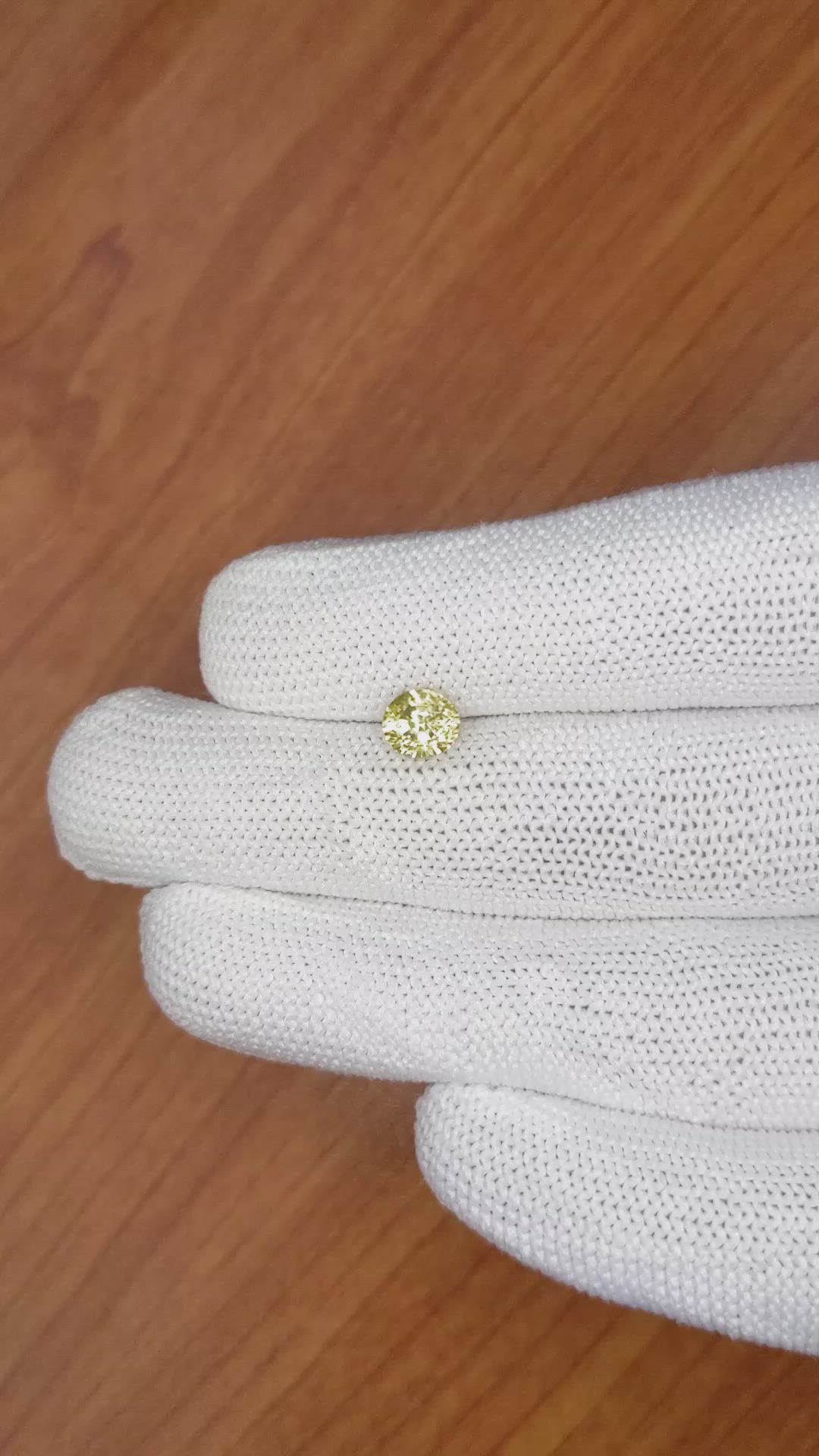 1.78 Ct. Zircon from Ceylon (Sri Lanka) Size Video