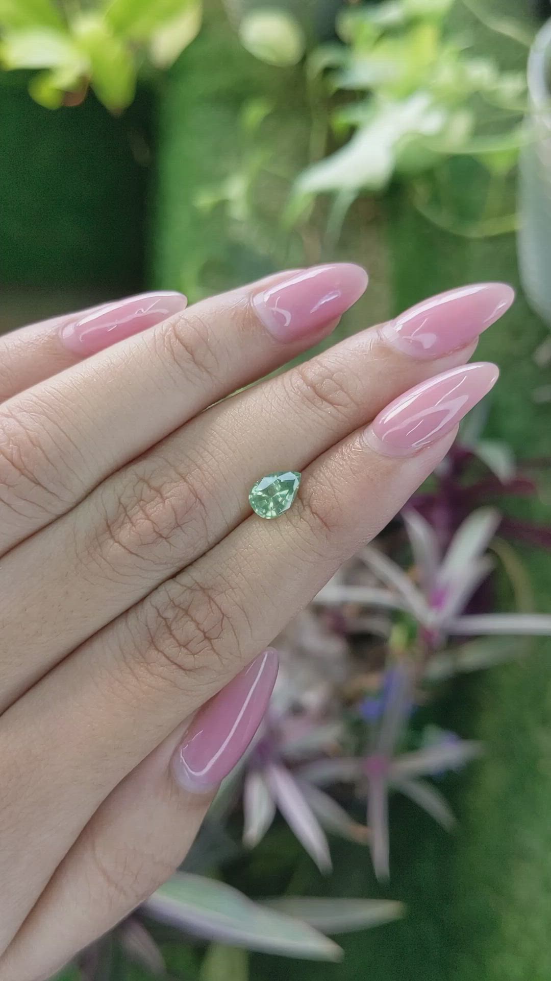 1.10 Ct. Zircon from Ceylon (Sri Lanka) Size Video