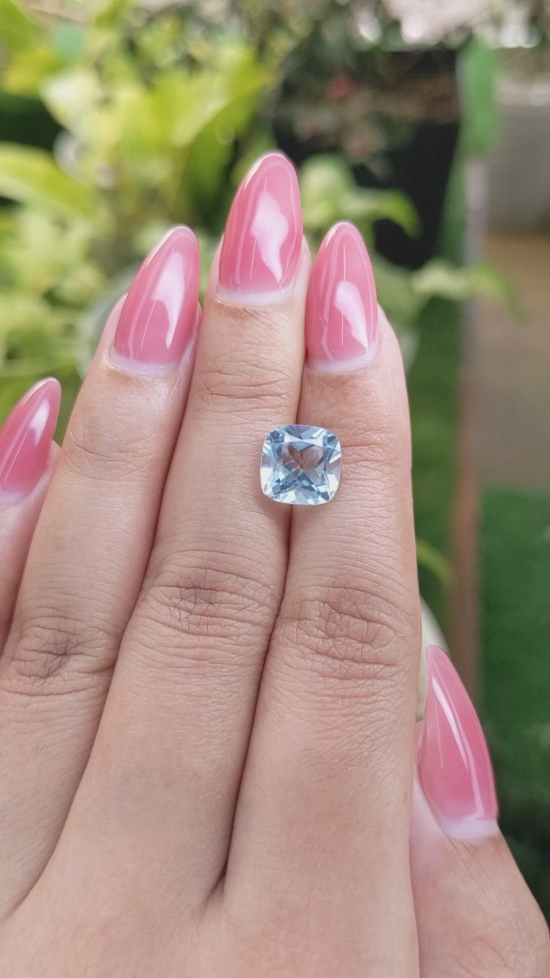 3.86 Ct. Topaz from Ceylon (Sri Lanka) Size Video