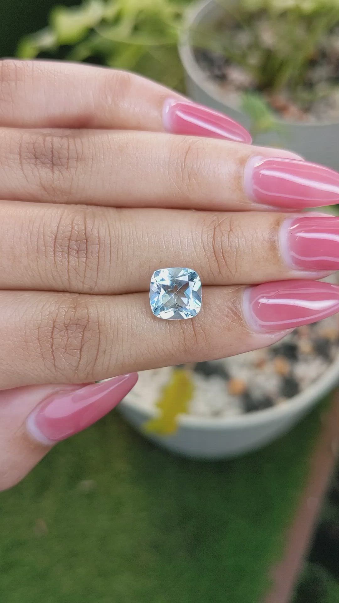 3.86 Ct. Topaz from Ceylon (Sri Lanka) Size Video