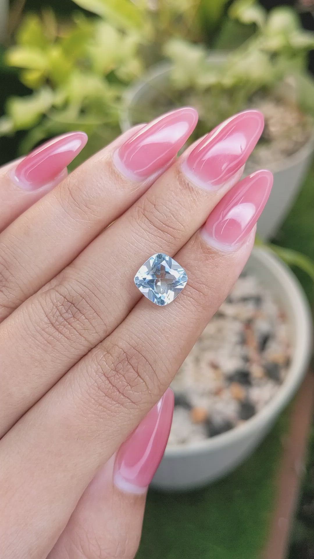 3.86 Ct. Topaz from Ceylon (Sri Lanka) Size Video