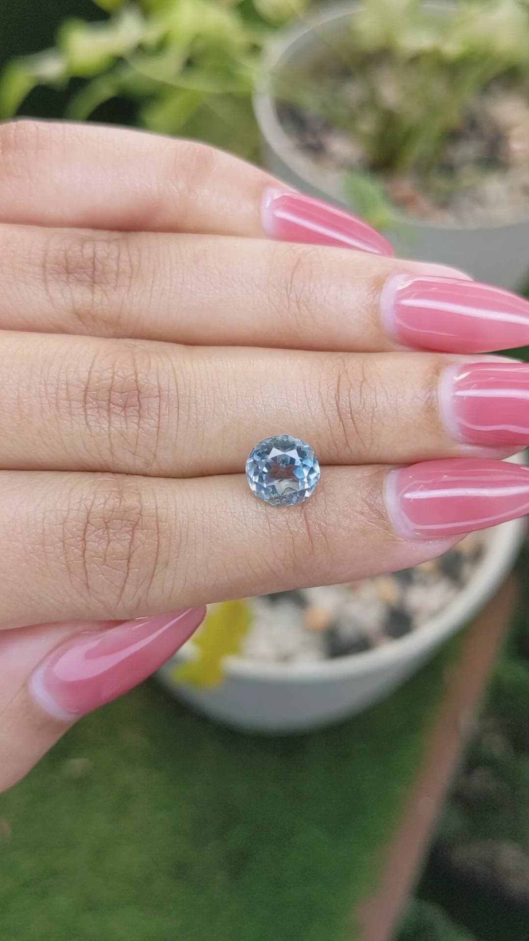 3.00 Ct. Topaz from Ceylon (Sri Lanka) Size Video