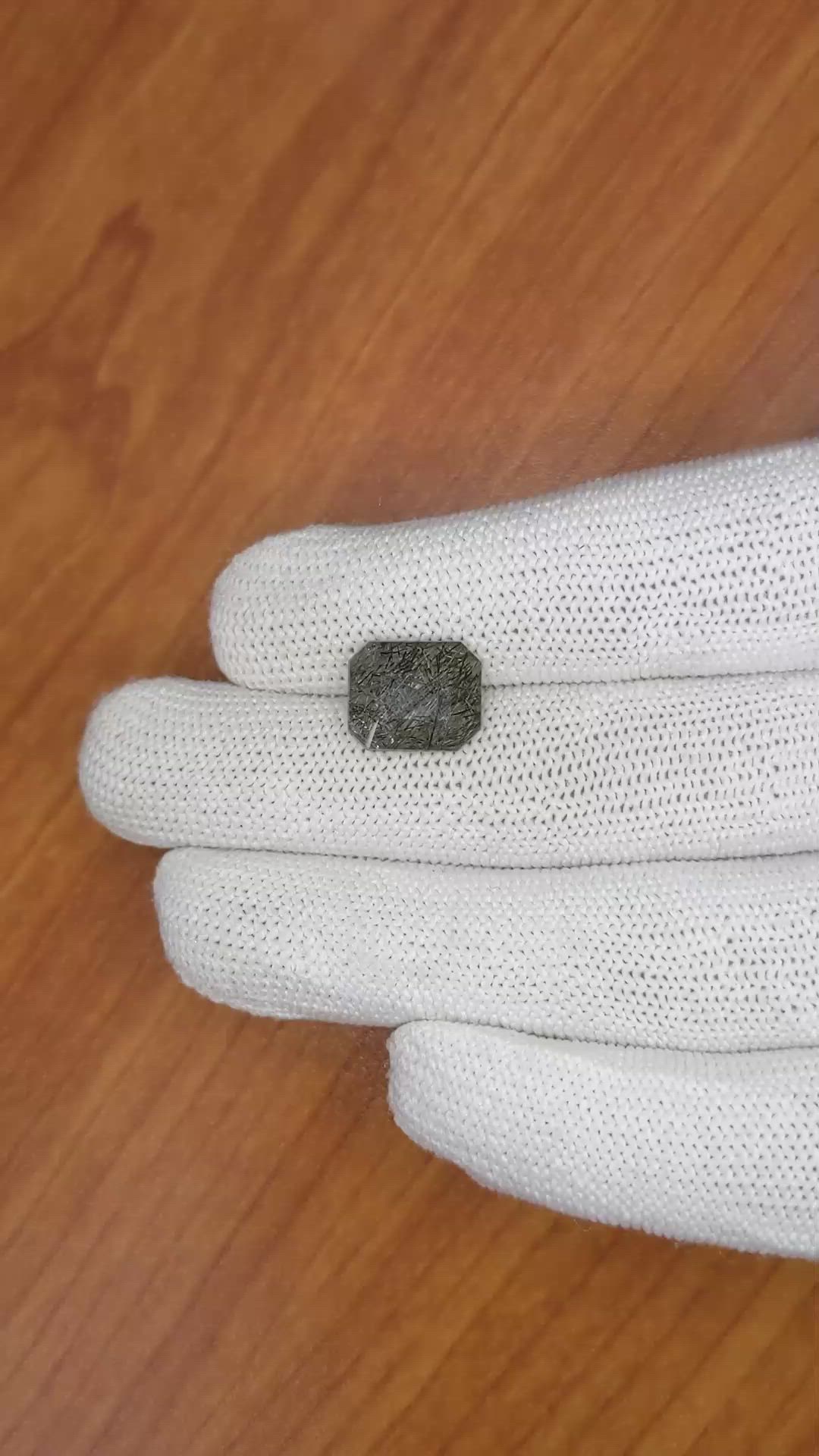 5.06 Ct. Rutilated Quartz from Ceylon (Sri Lanka) Size Video