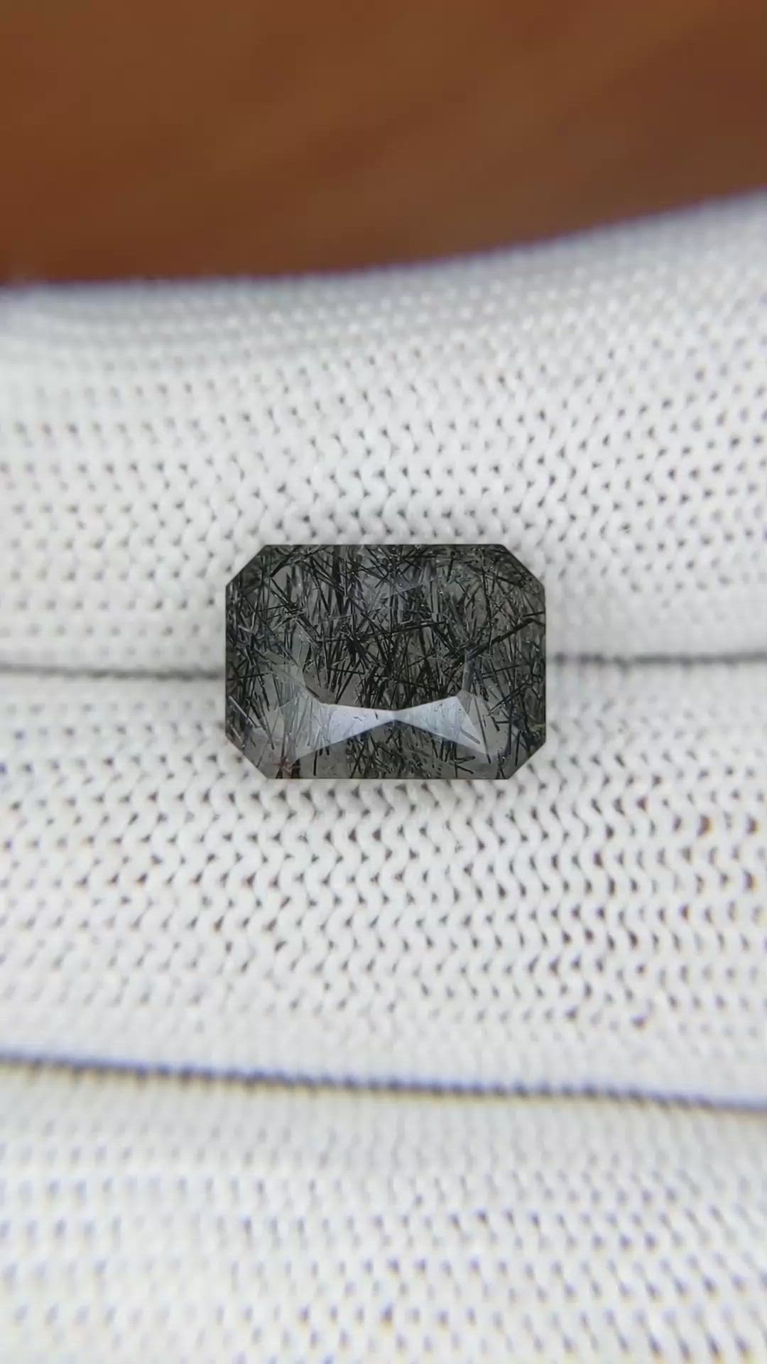 5.05 Ct. Rutilated Quartz from Ceylon (Sri Lanka) Size Video