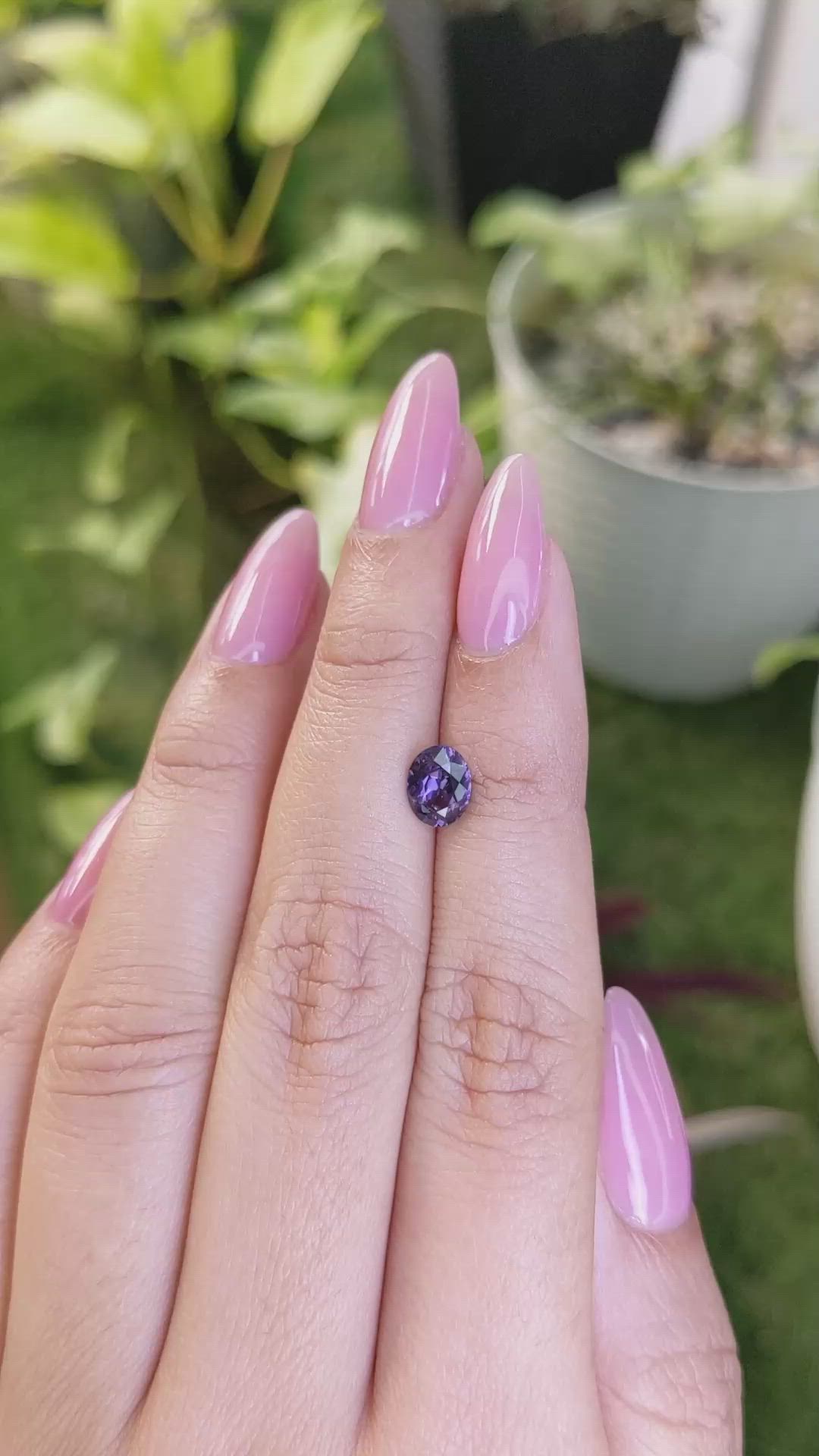 0.90 Ct. Spinel from Ceylon (Sri Lanka) Size Video