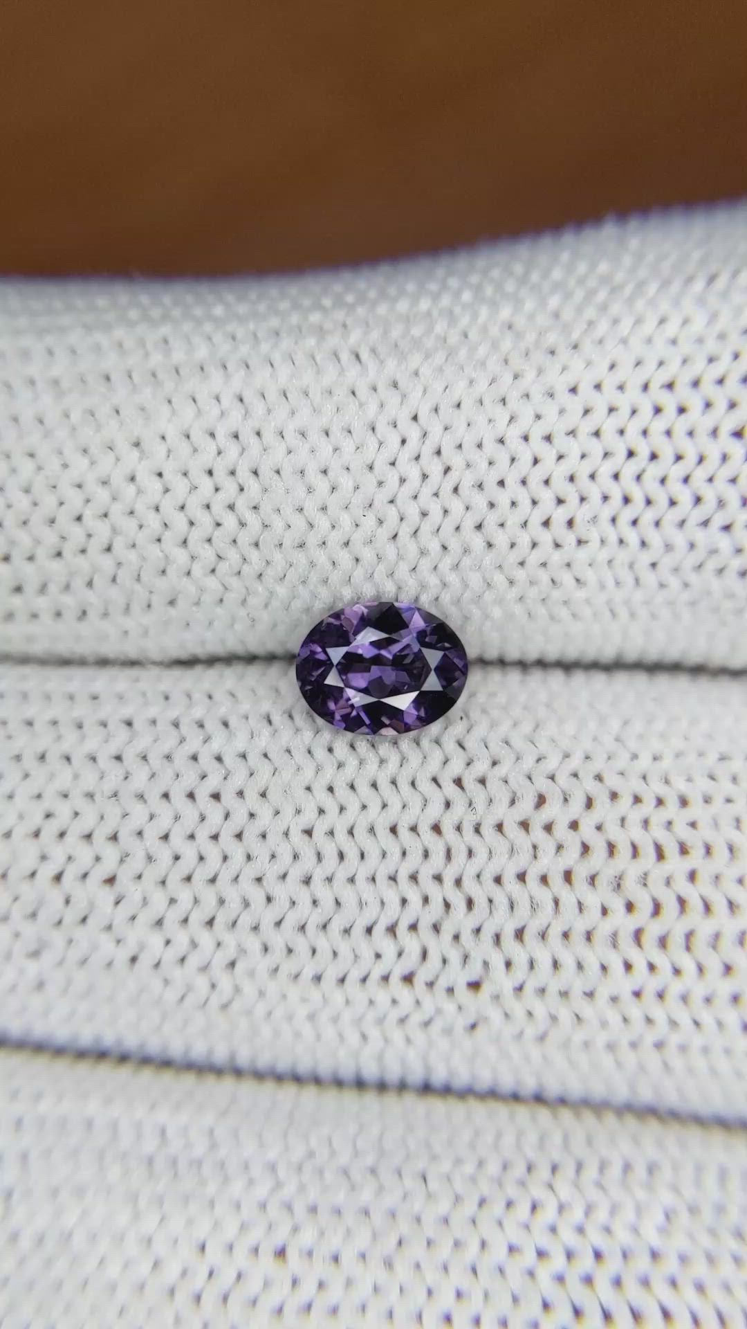 0.90 Ct. Spinel from Ceylon (Sri Lanka) Size Video