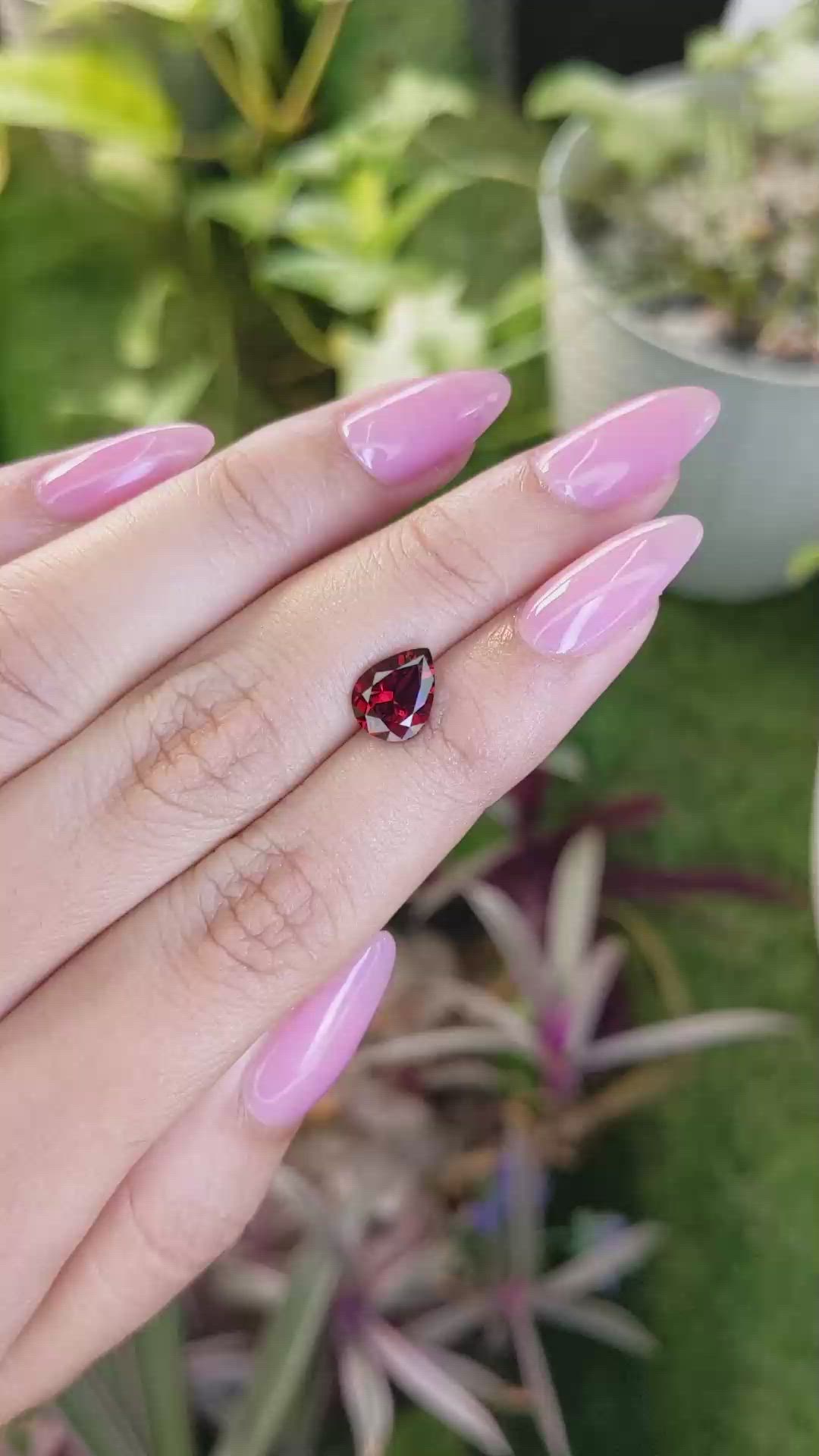 1.83 Ct. Garnet from Ceylon (Sri Lanka) Size Video