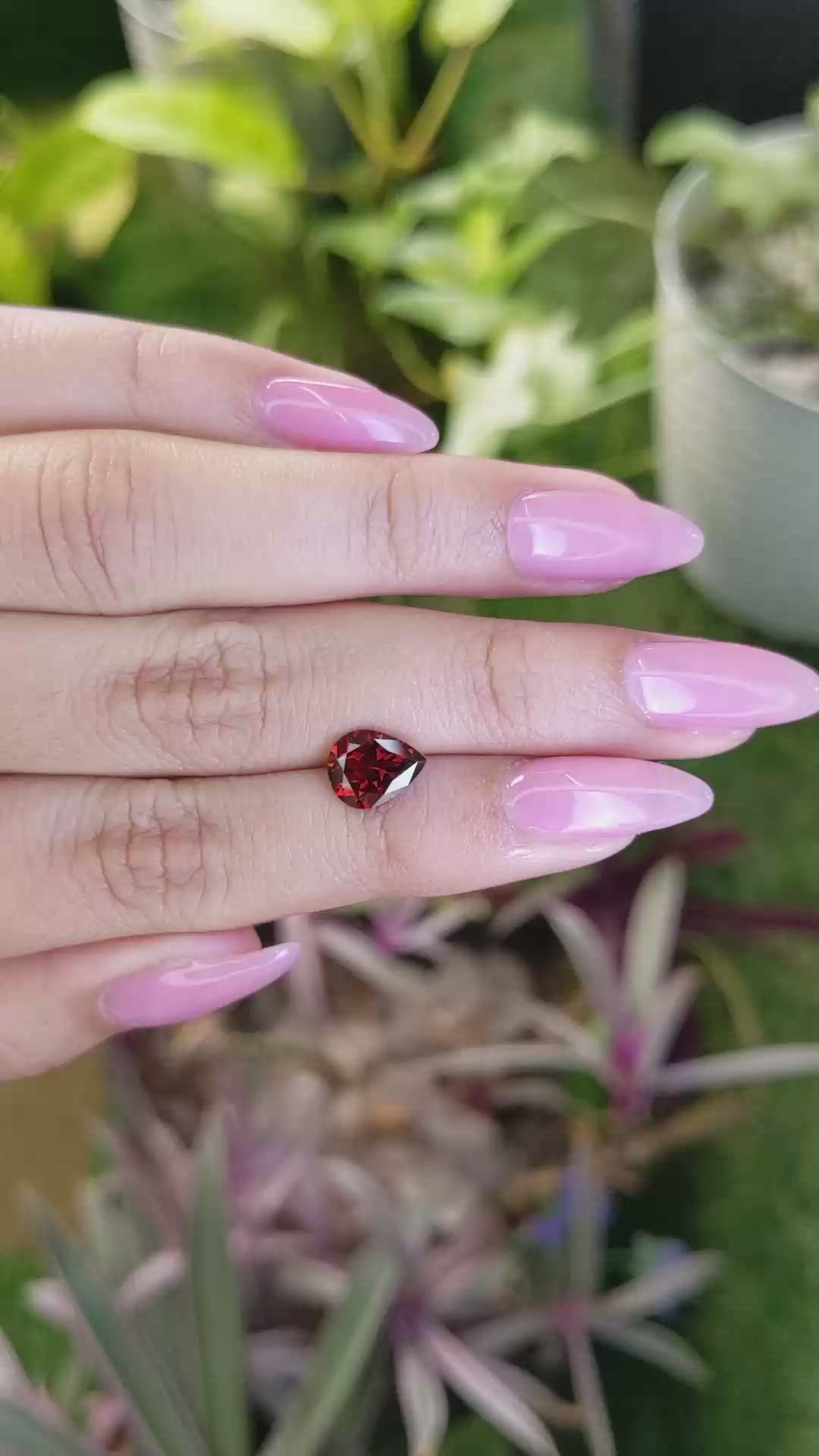 1.83 Ct. Garnet from Ceylon (Sri Lanka) Size Video
