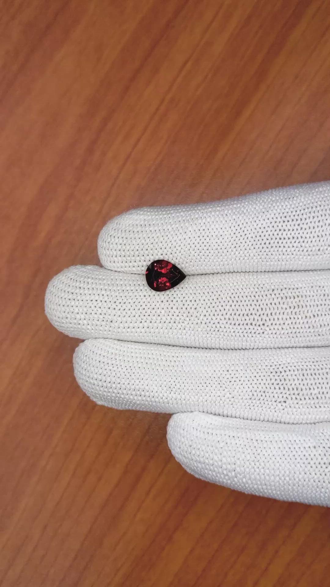 1.83 Ct. Garnet from Ceylon (Sri Lanka) Size Video