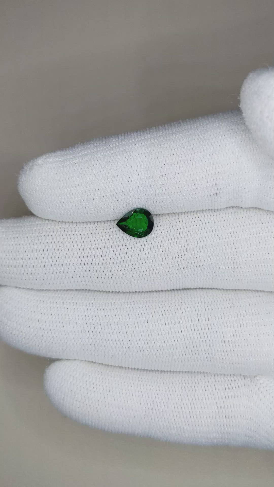 0.93 Ct. Tsavorite Garnet from East Africa Size Video