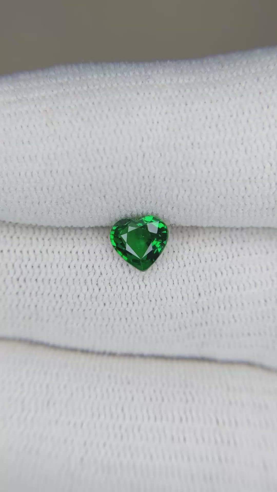 0.92 Ct. Tsavorite Garnet from East Africa Size Video