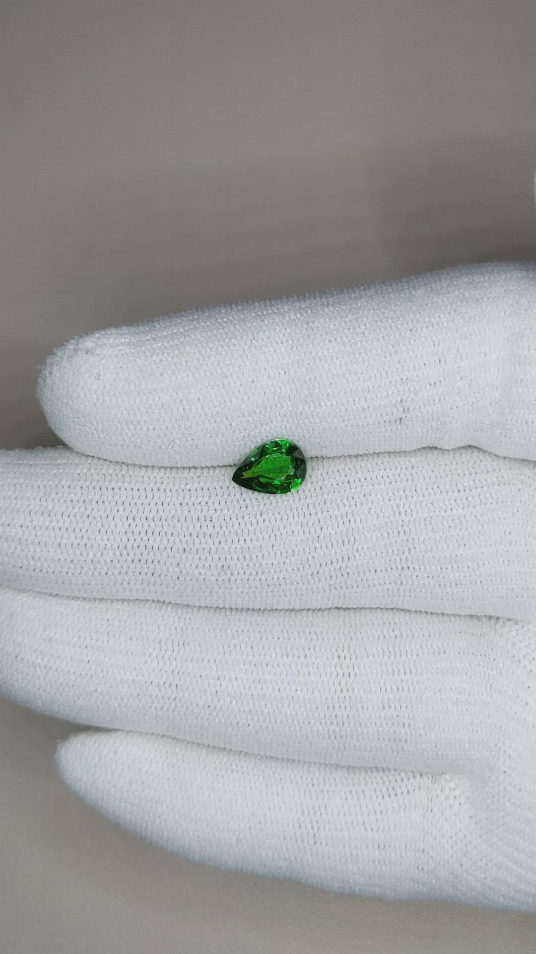 1.02 Ct. Tsavorite Garnet from East Africa Size Video