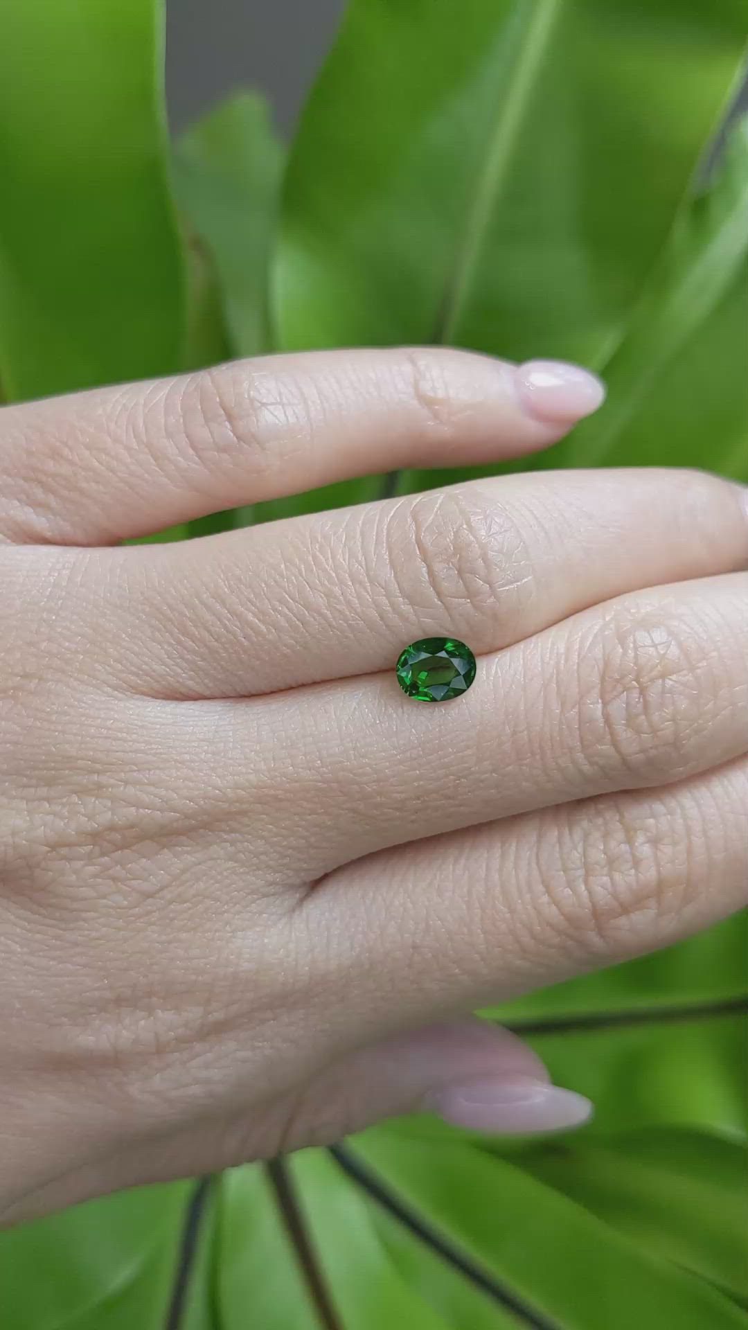 0.90 Ct. Tsavorite Garnet from East Africa Size Video