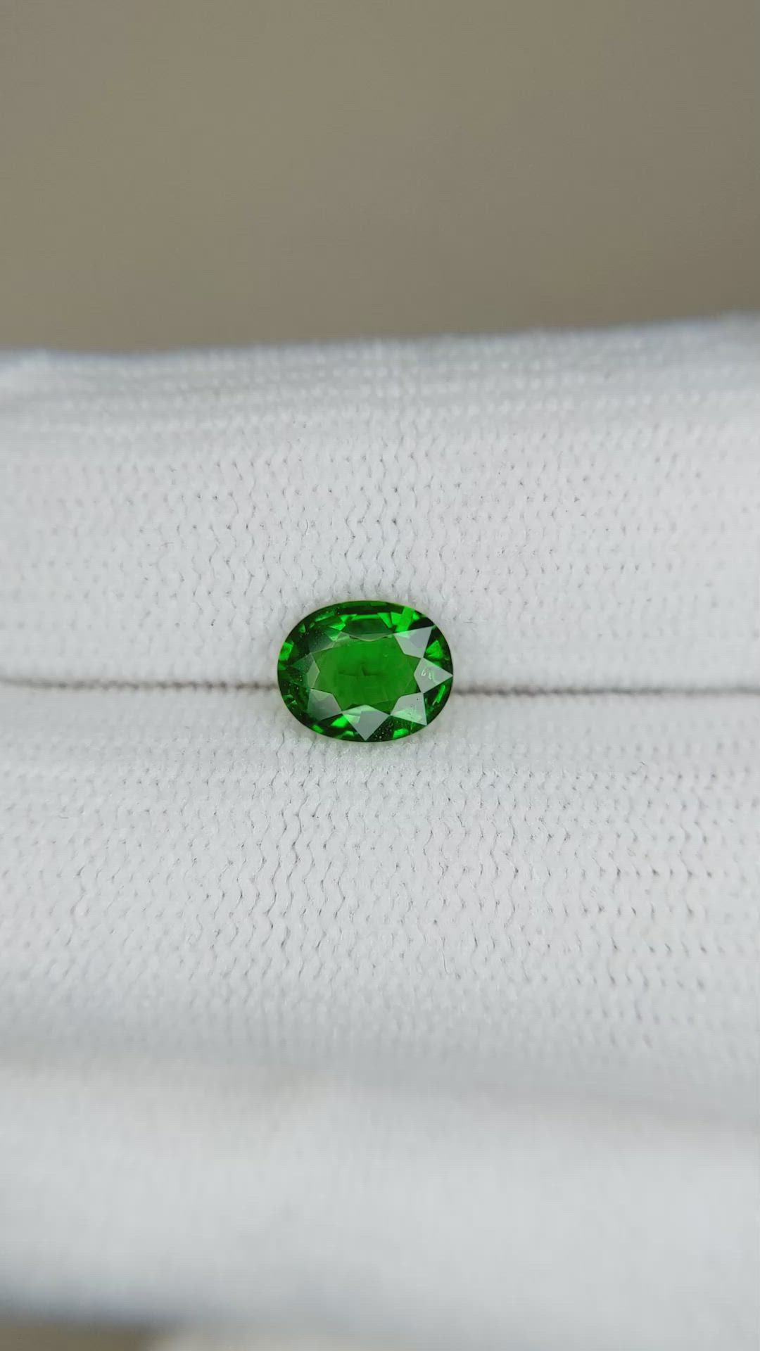 0.90 Ct. Tsavorite Garnet from East Africa Size Video