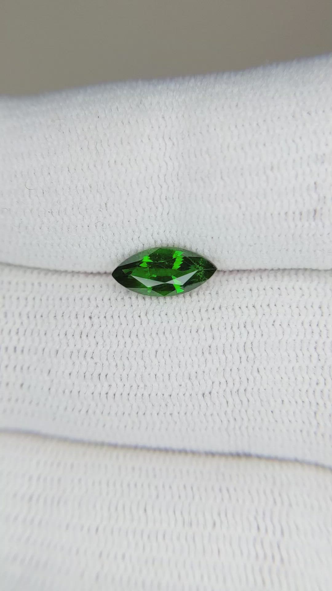 0.95 Ct. Tsavorite Garnet from East Africa Size Video