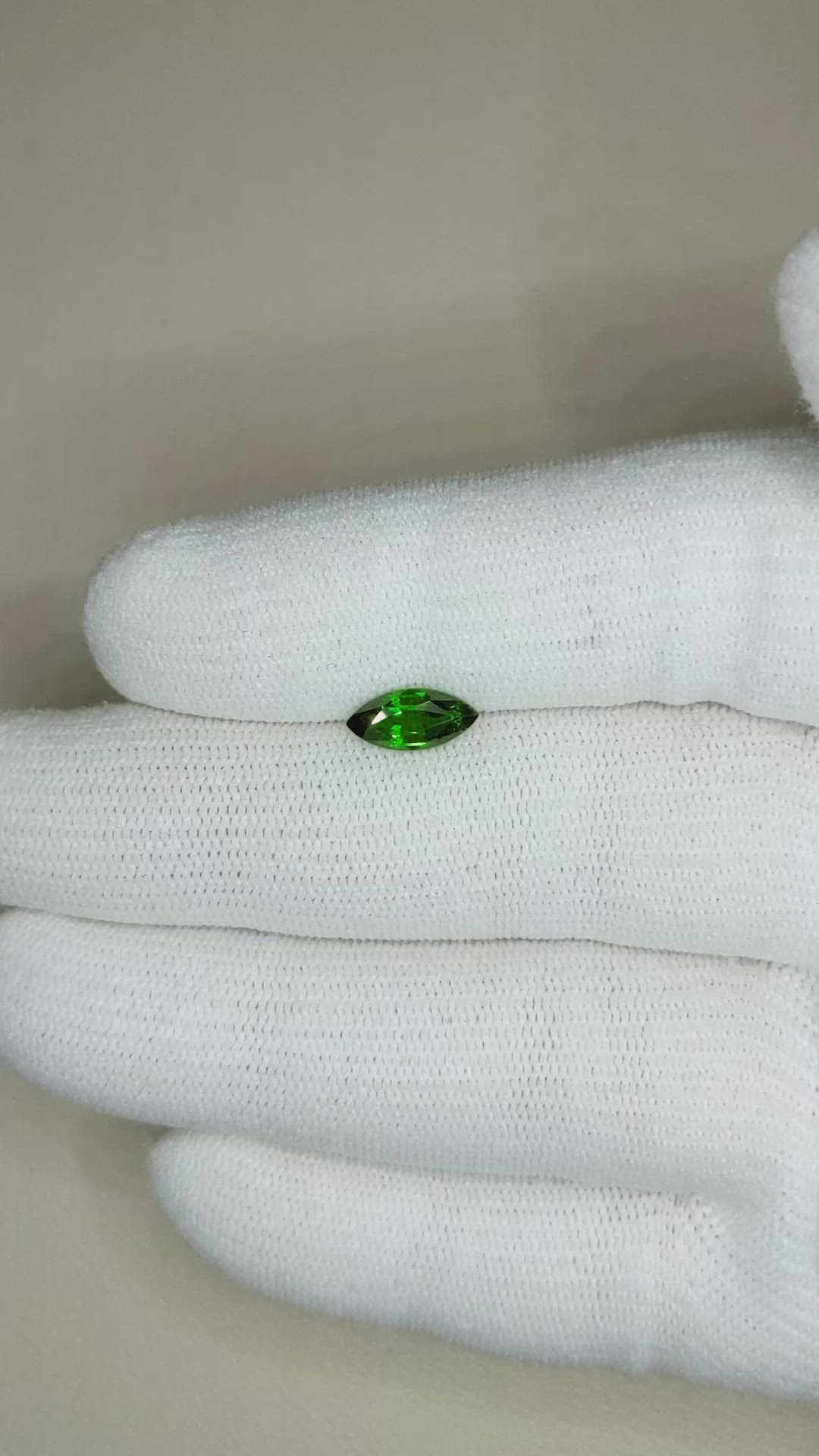 0.95 Ct. Tsavorite Garnet from East Africa Size Video