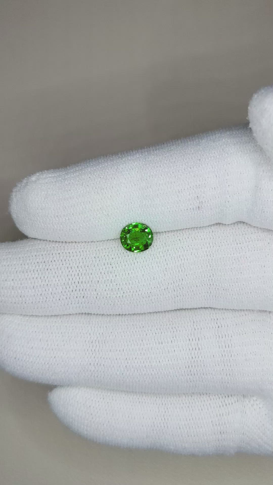 0.96 Ct. Tsavorite Garnet from East Africa Size Video