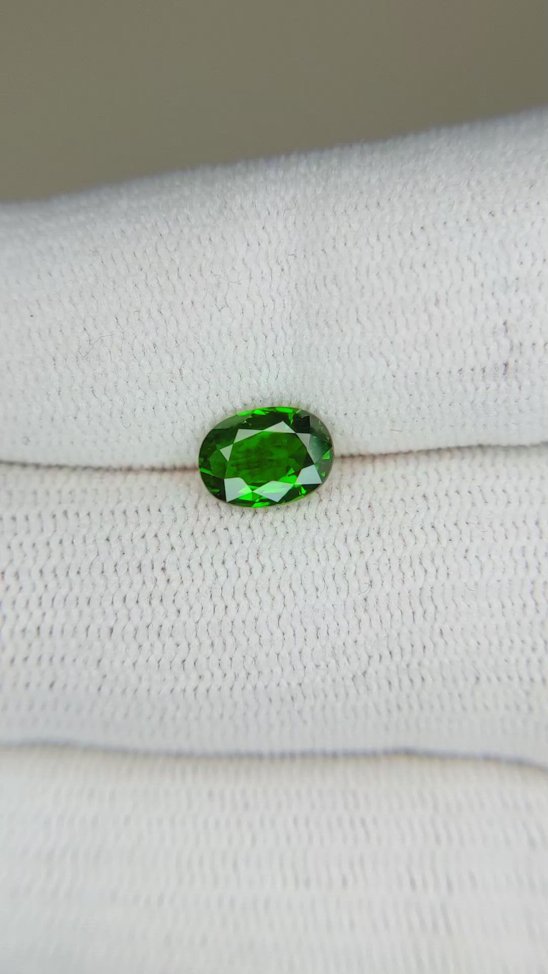 1.09 Ct. Tsavorite Garnet from East Africa Size Video